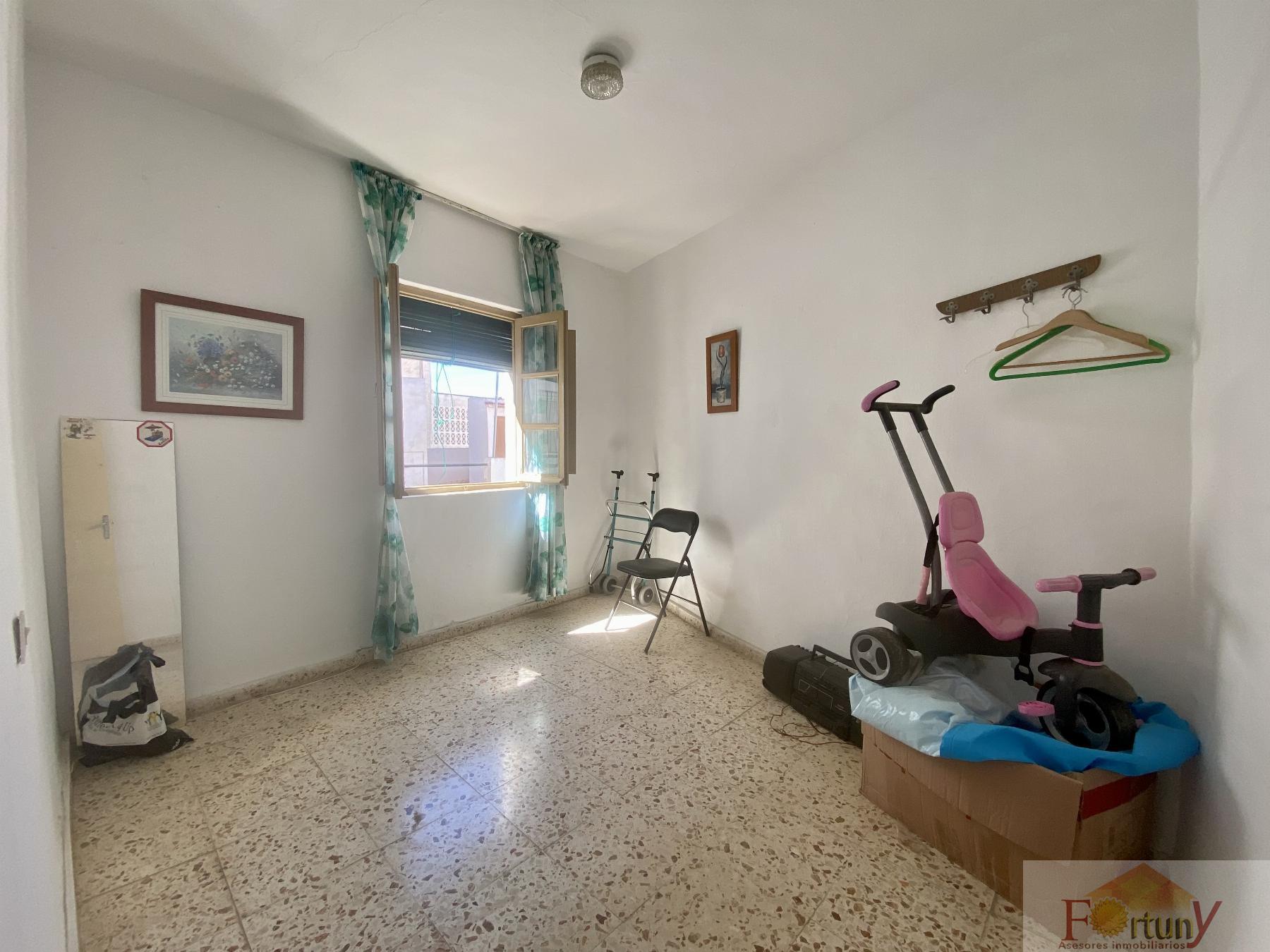 For sale of house in La Herradura