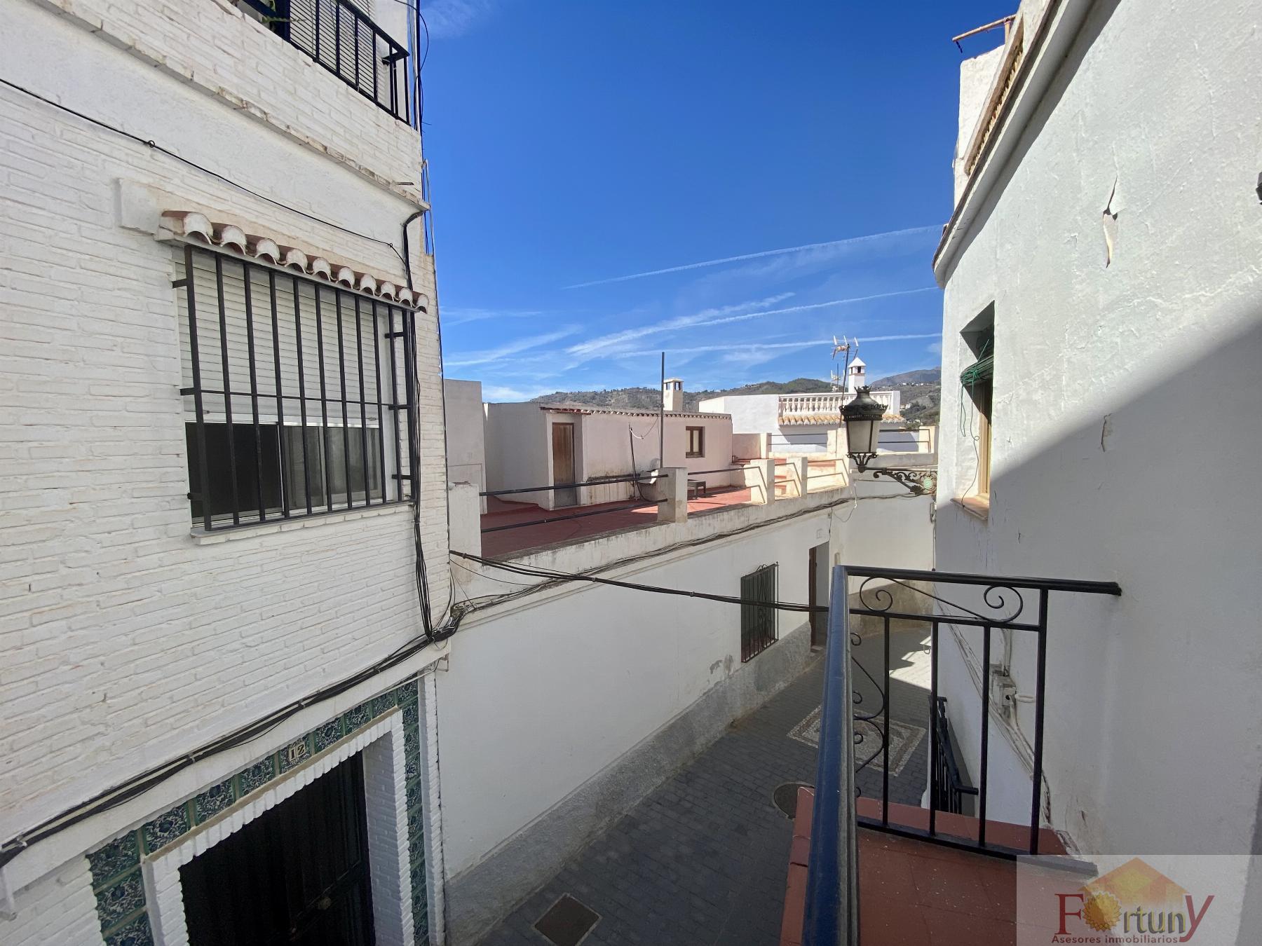 For sale of house in La Herradura
