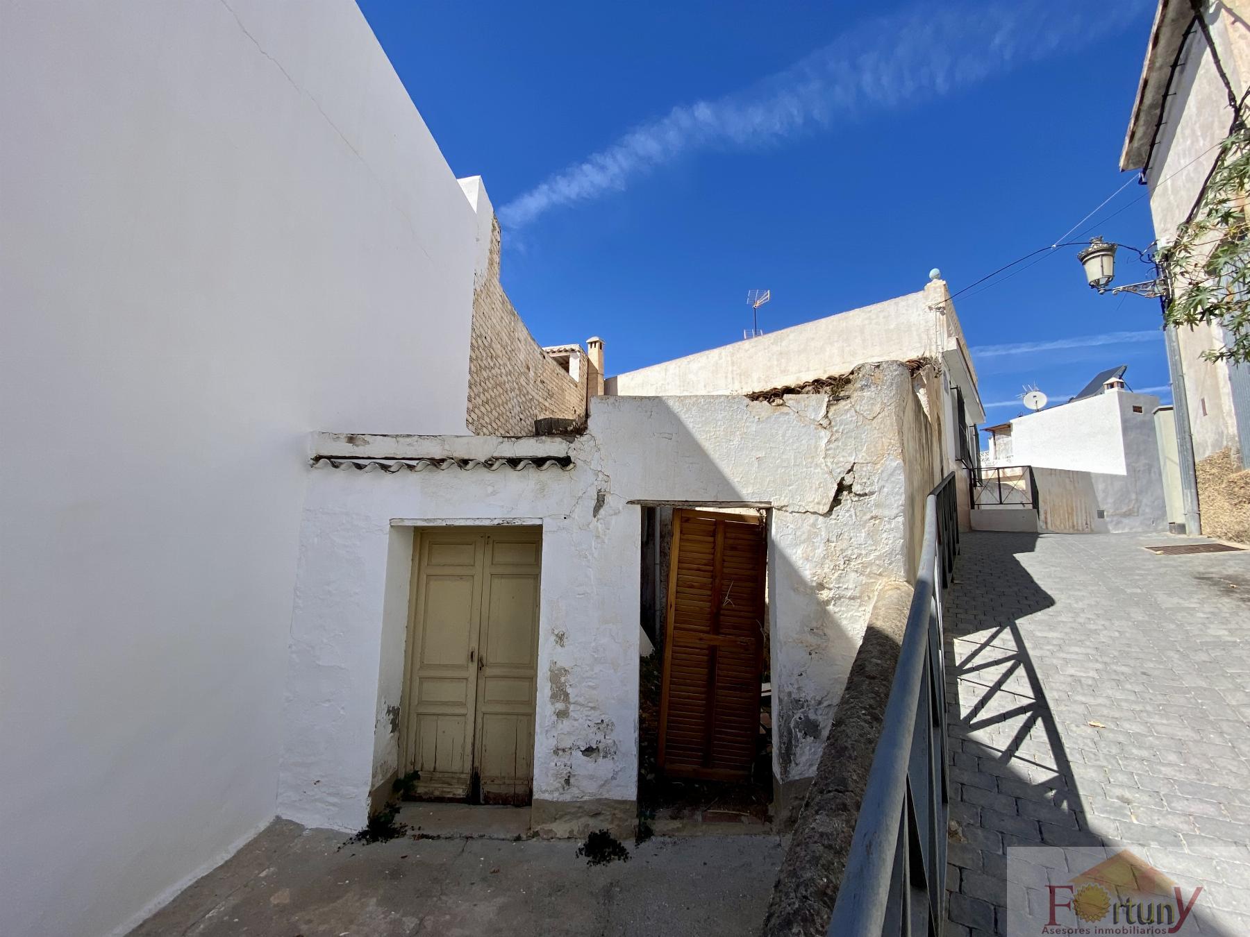 For sale of house in La Herradura
