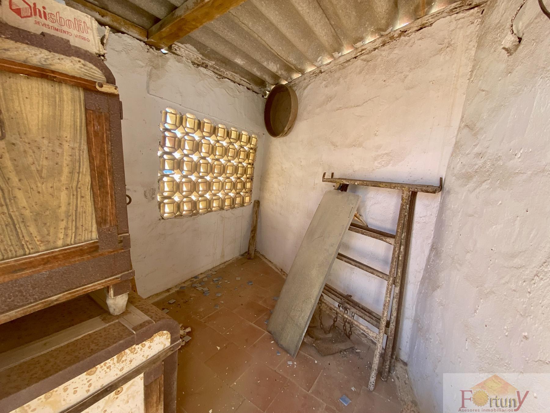 For sale of house in La Herradura