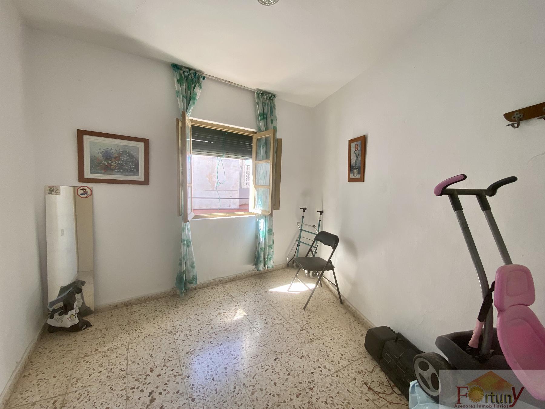 For sale of house in La Herradura