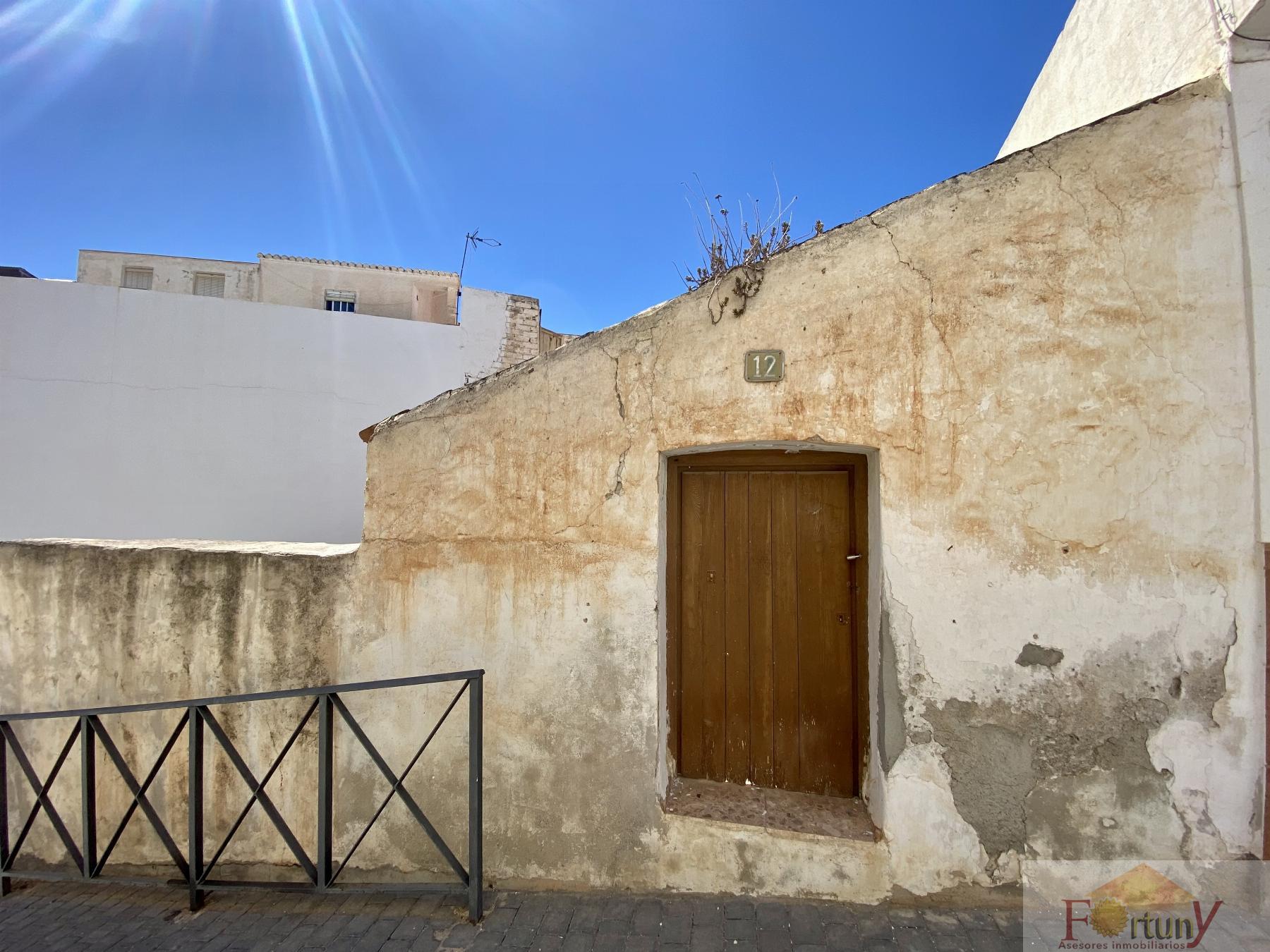 For sale of house in La Herradura