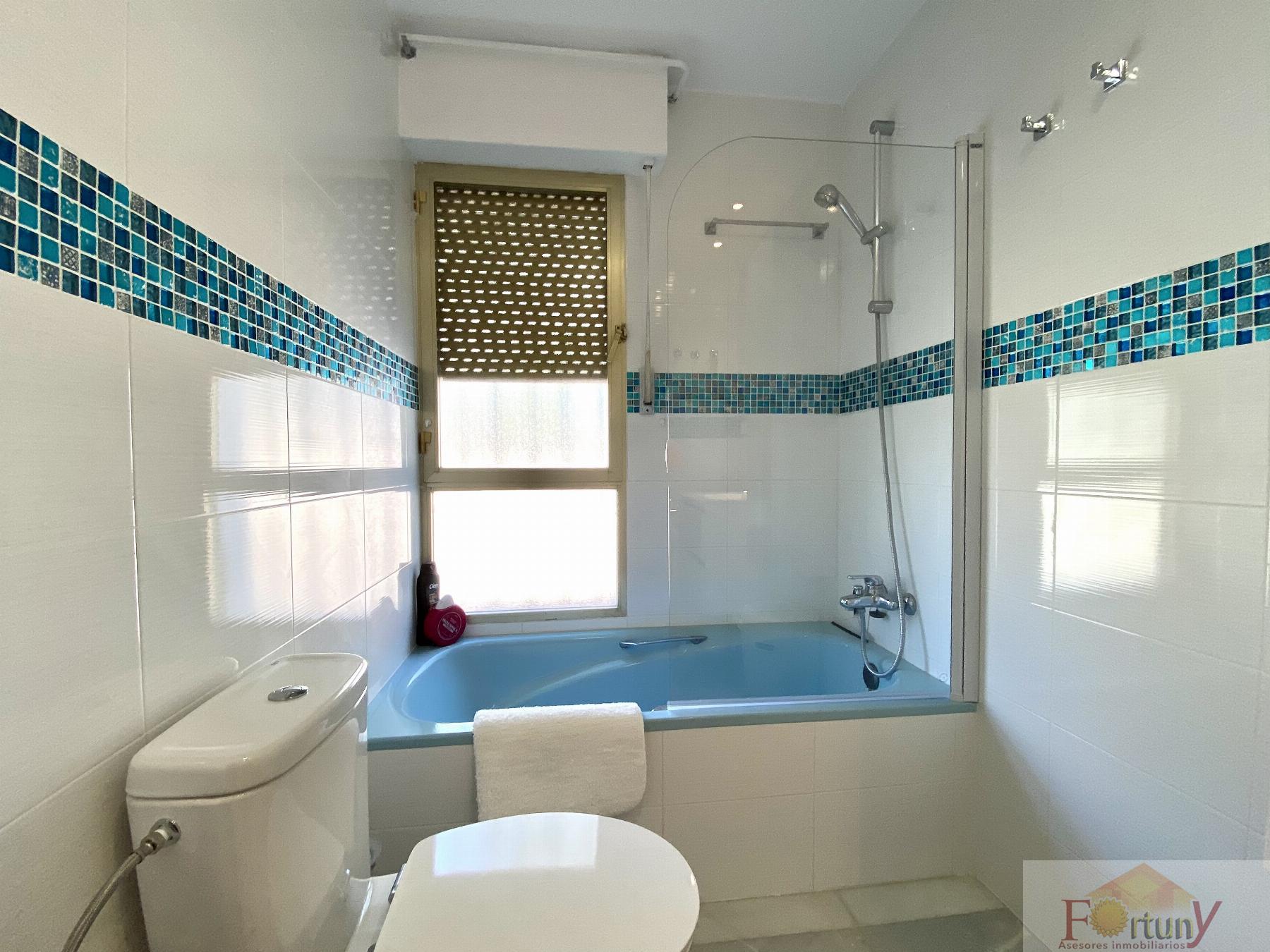 For rent of apartment in La Herradura