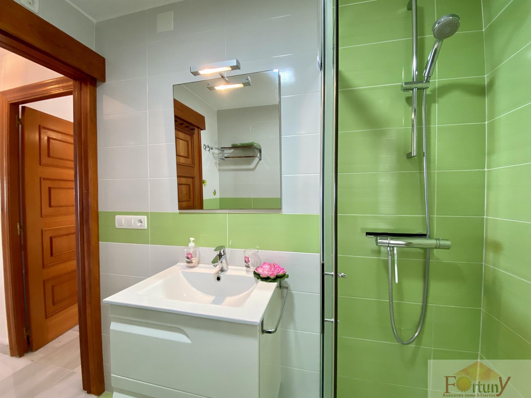 For rent of apartment in La Herradura