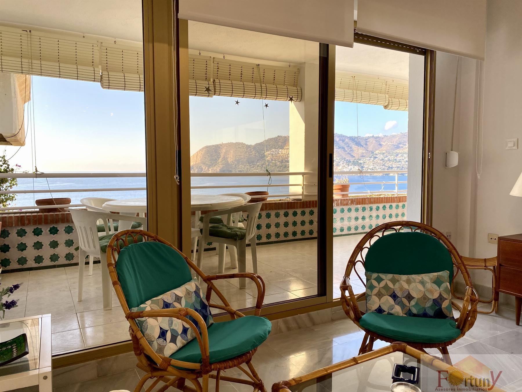For rent of apartment in La Herradura