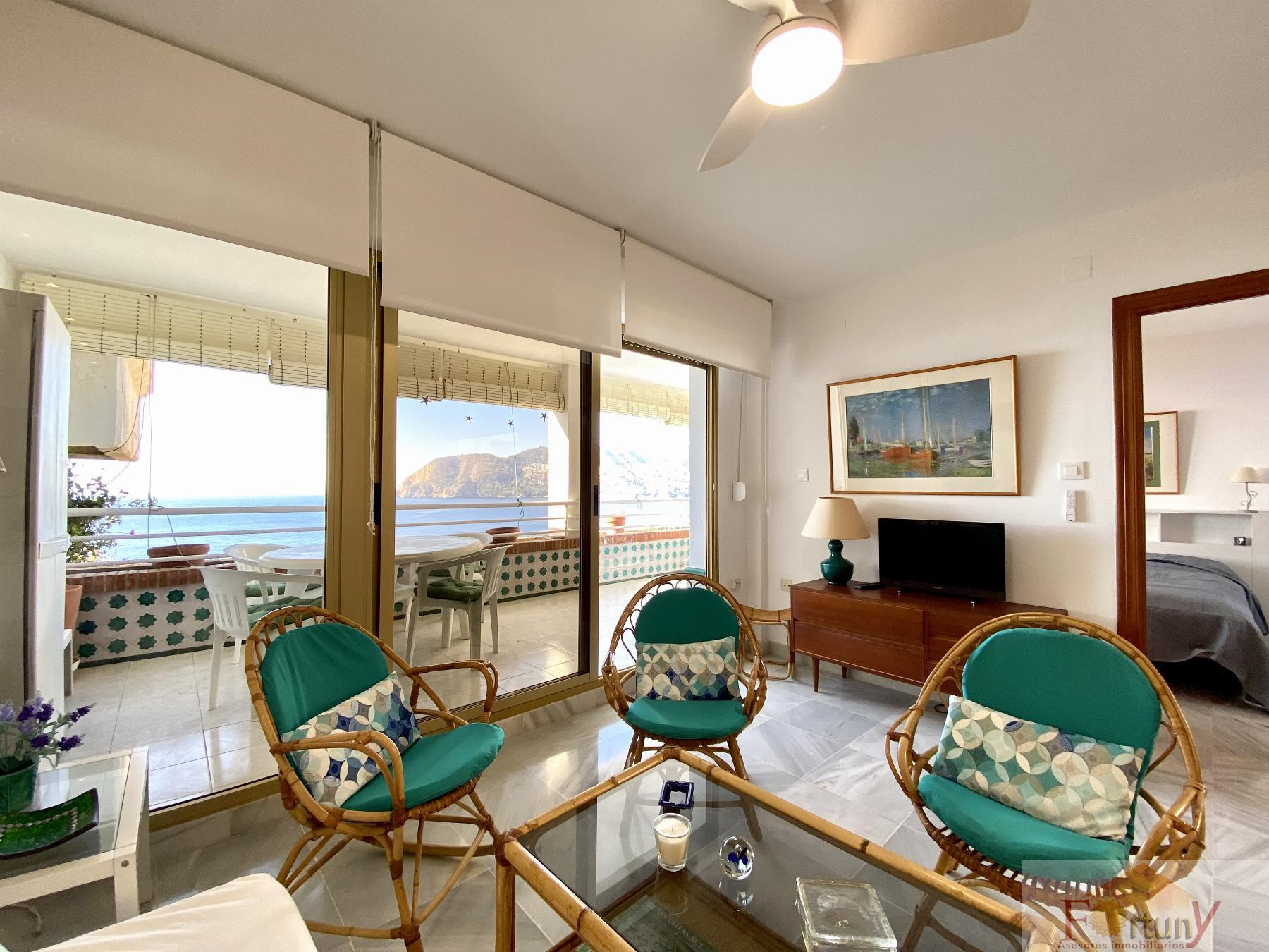For rent of apartment in La Herradura