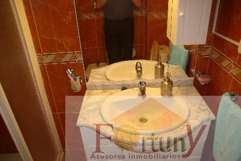 For sale of apartment in Almuñécar