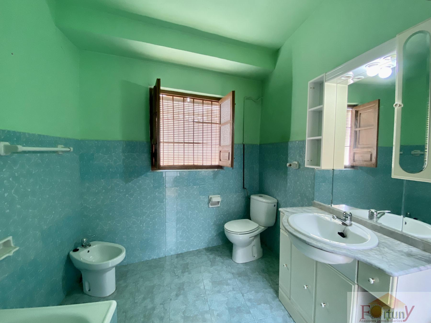 For sale of house in Itrabo
