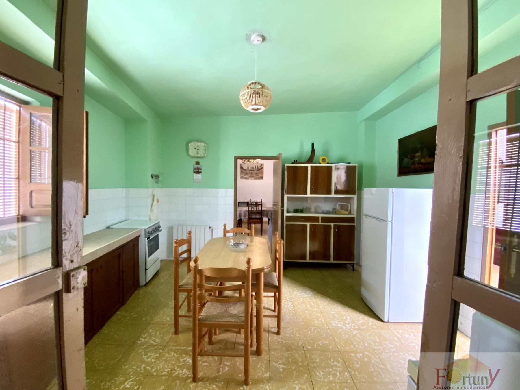 For sale of house in Itrabo