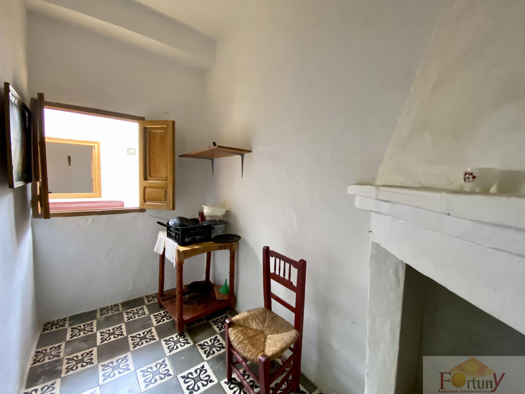 For sale of house in Itrabo