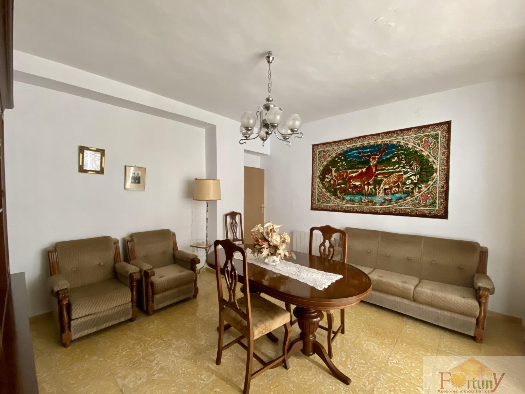For sale of house in Itrabo