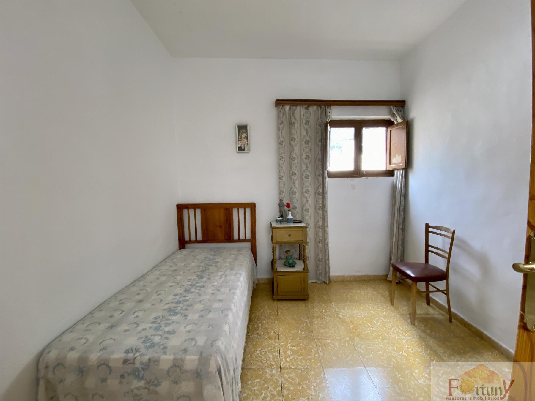 For sale of house in Itrabo
