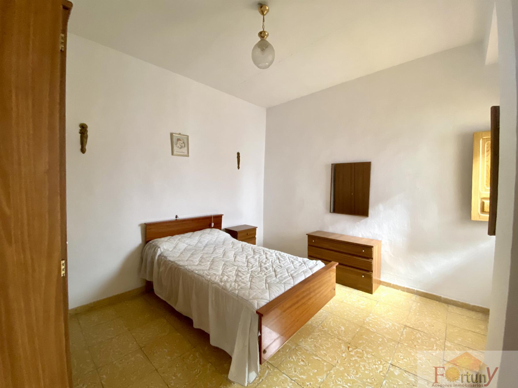For sale of house in Itrabo