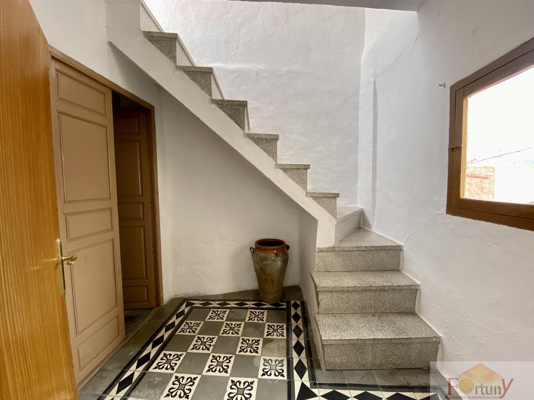 For sale of house in Itrabo