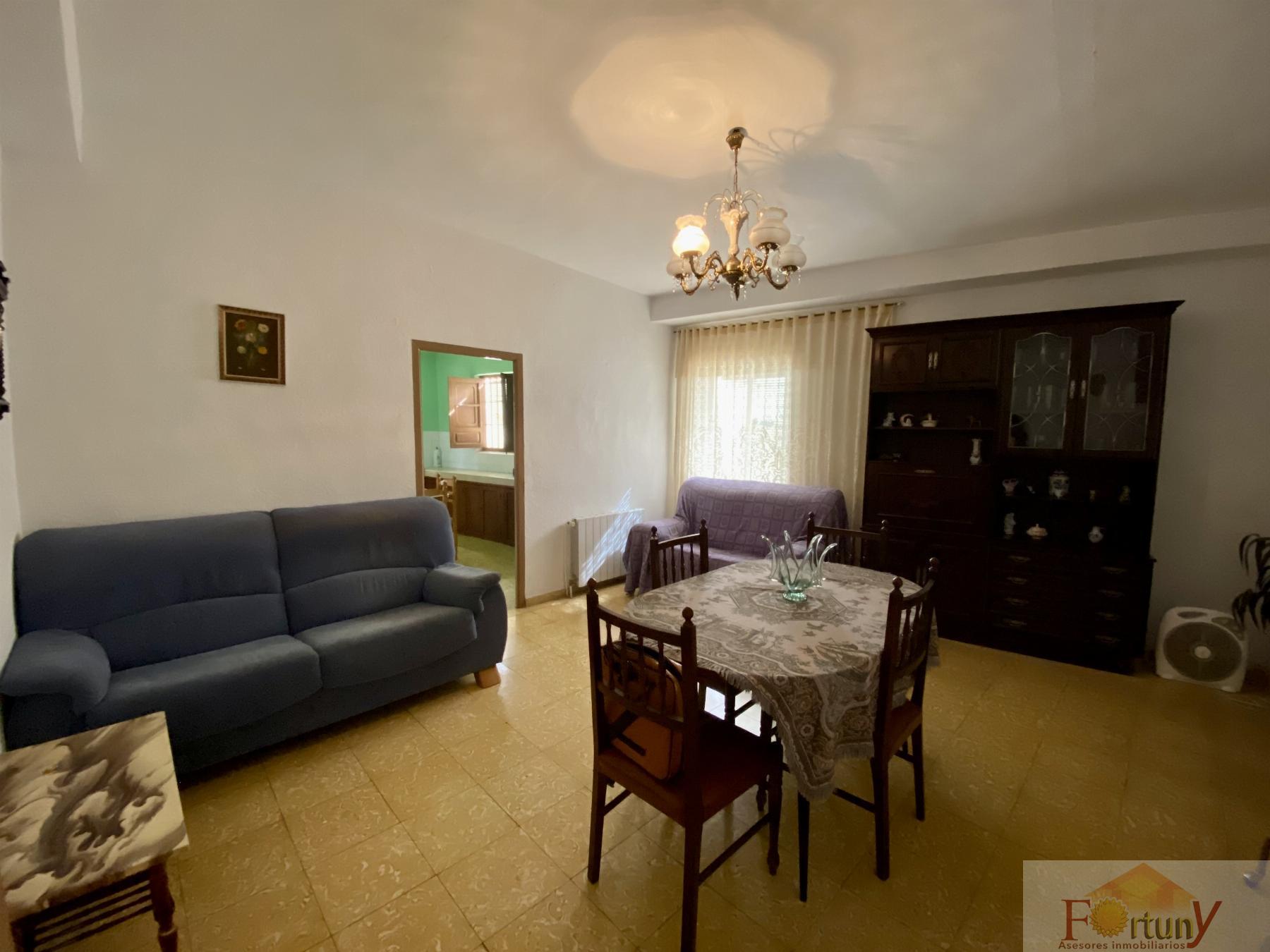 For sale of house in Itrabo