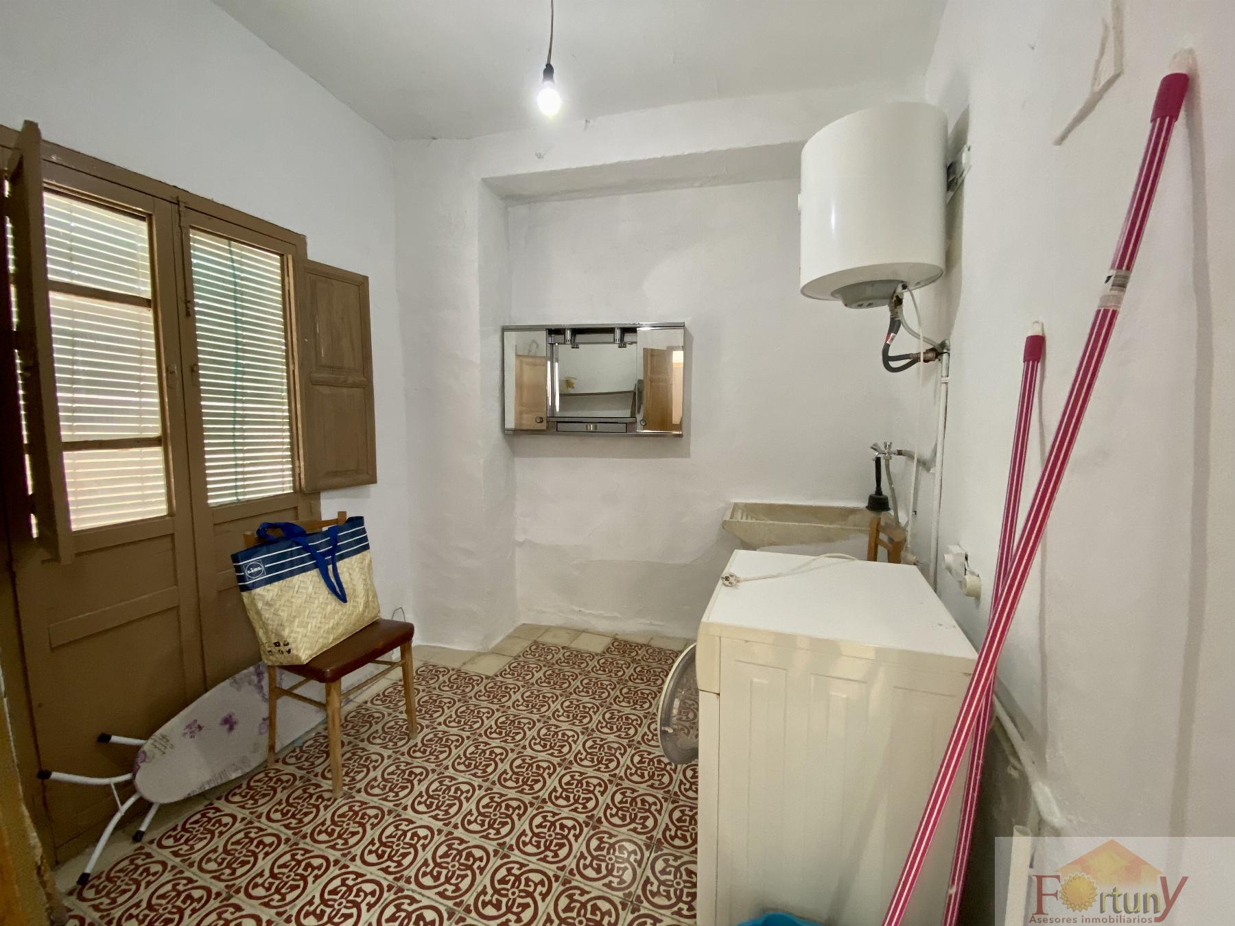 For sale of house in Itrabo