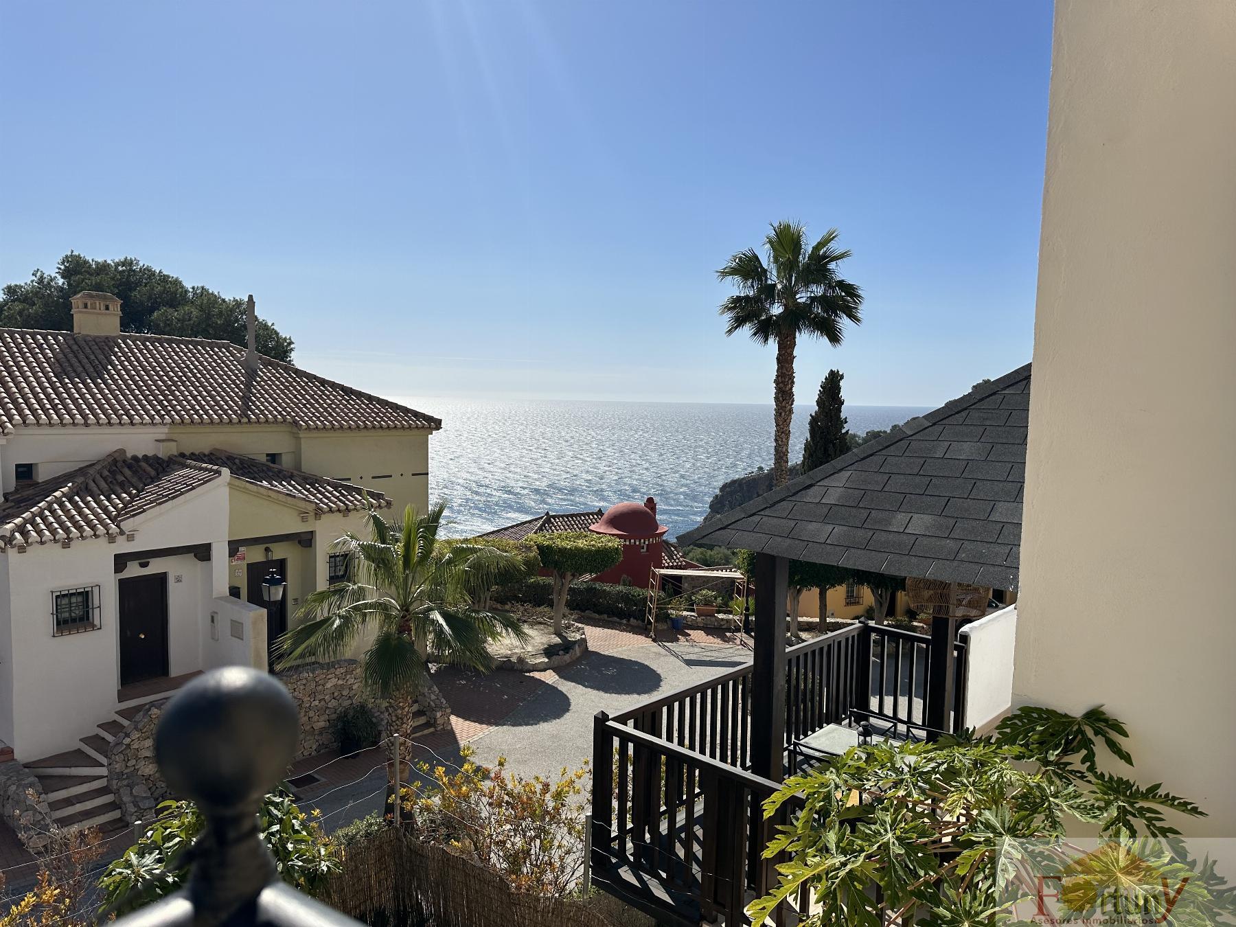 For sale of house in La Herradura
