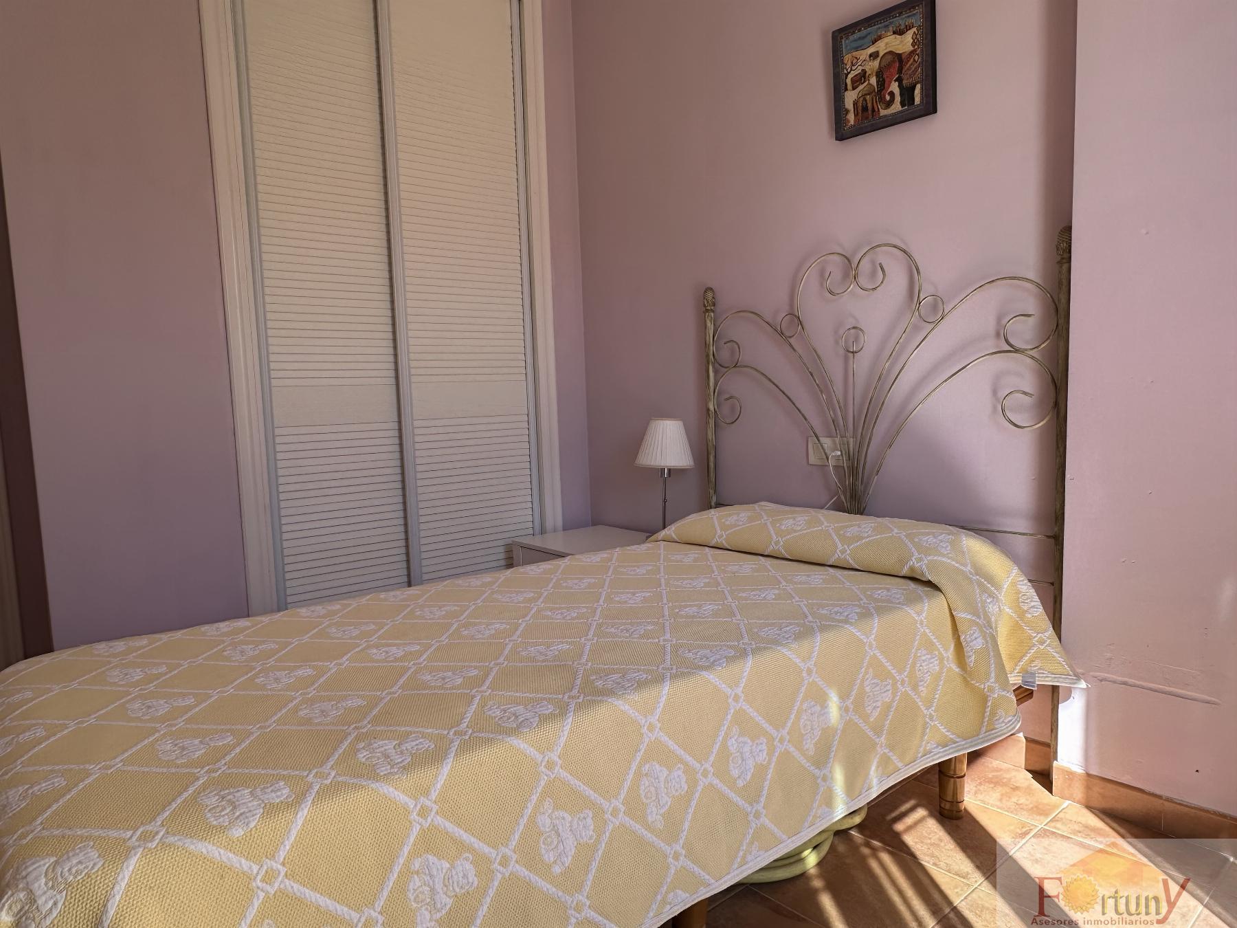 For sale of house in La Herradura