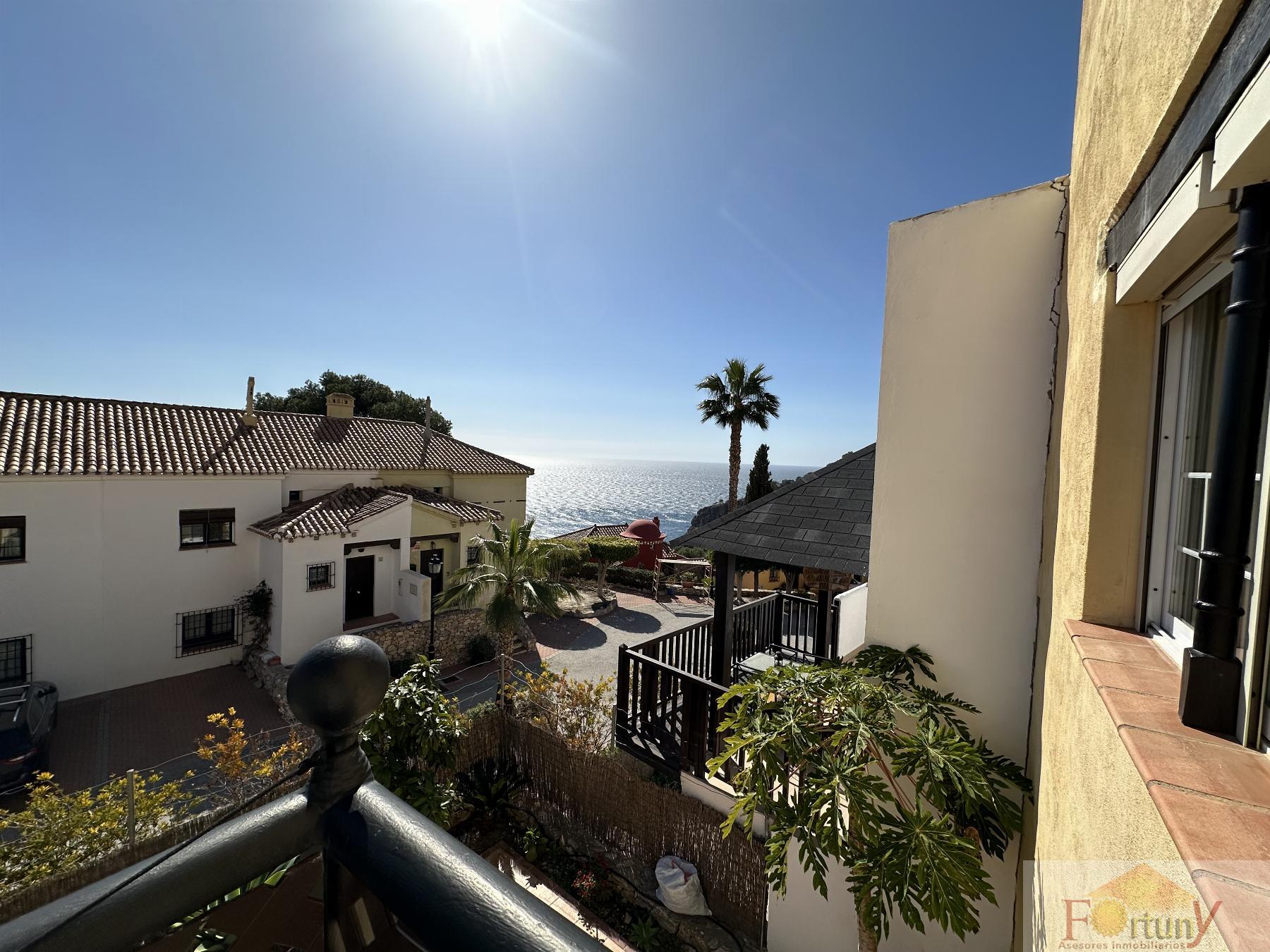 For sale of house in La Herradura