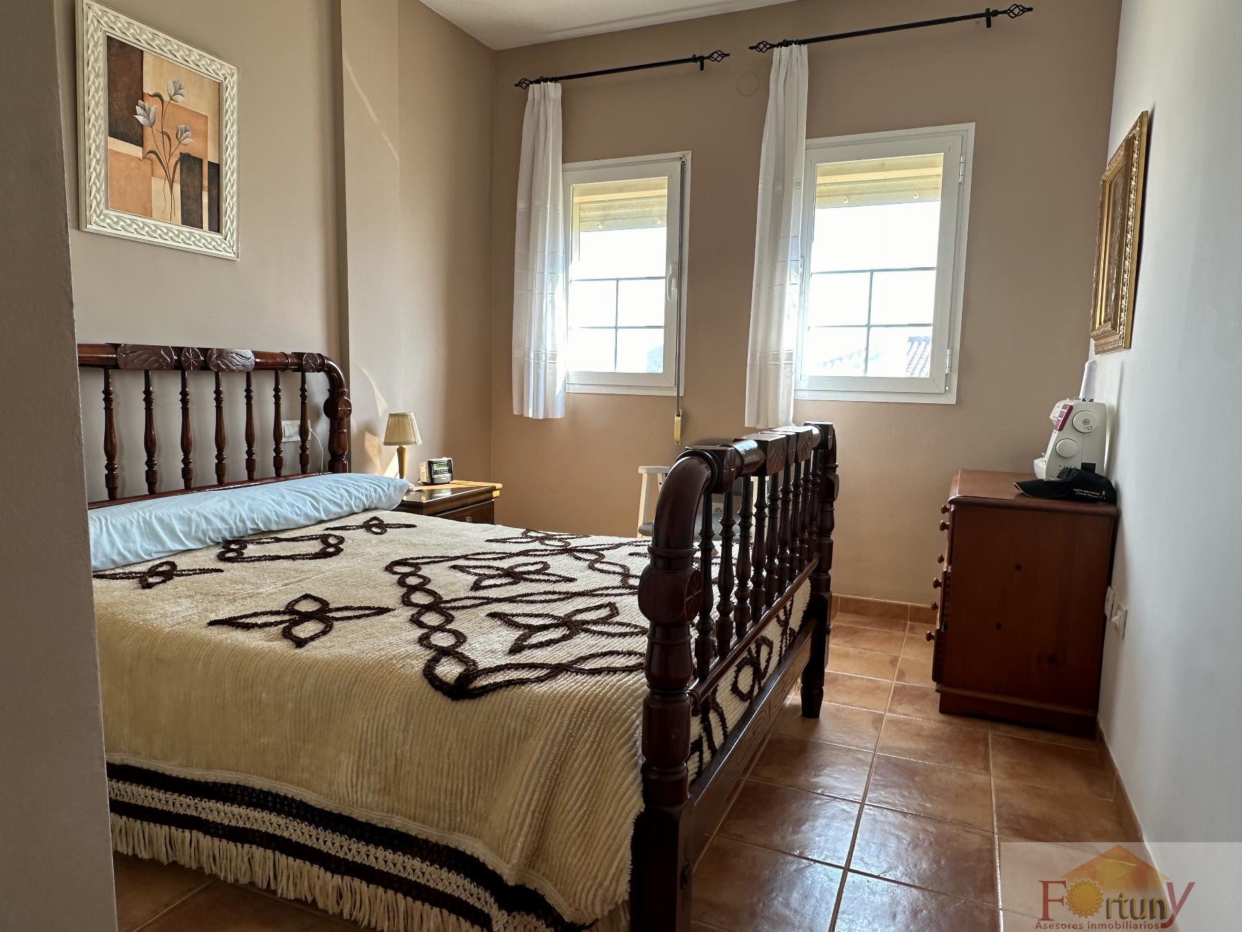 For sale of house in La Herradura