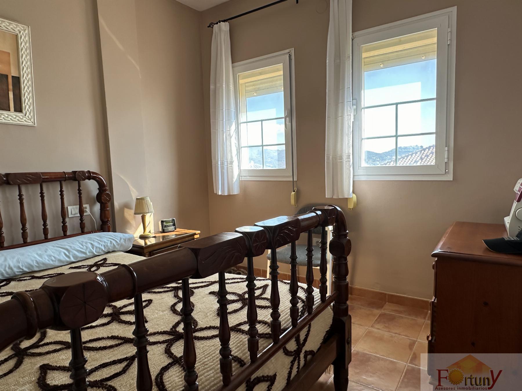 For sale of house in La Herradura