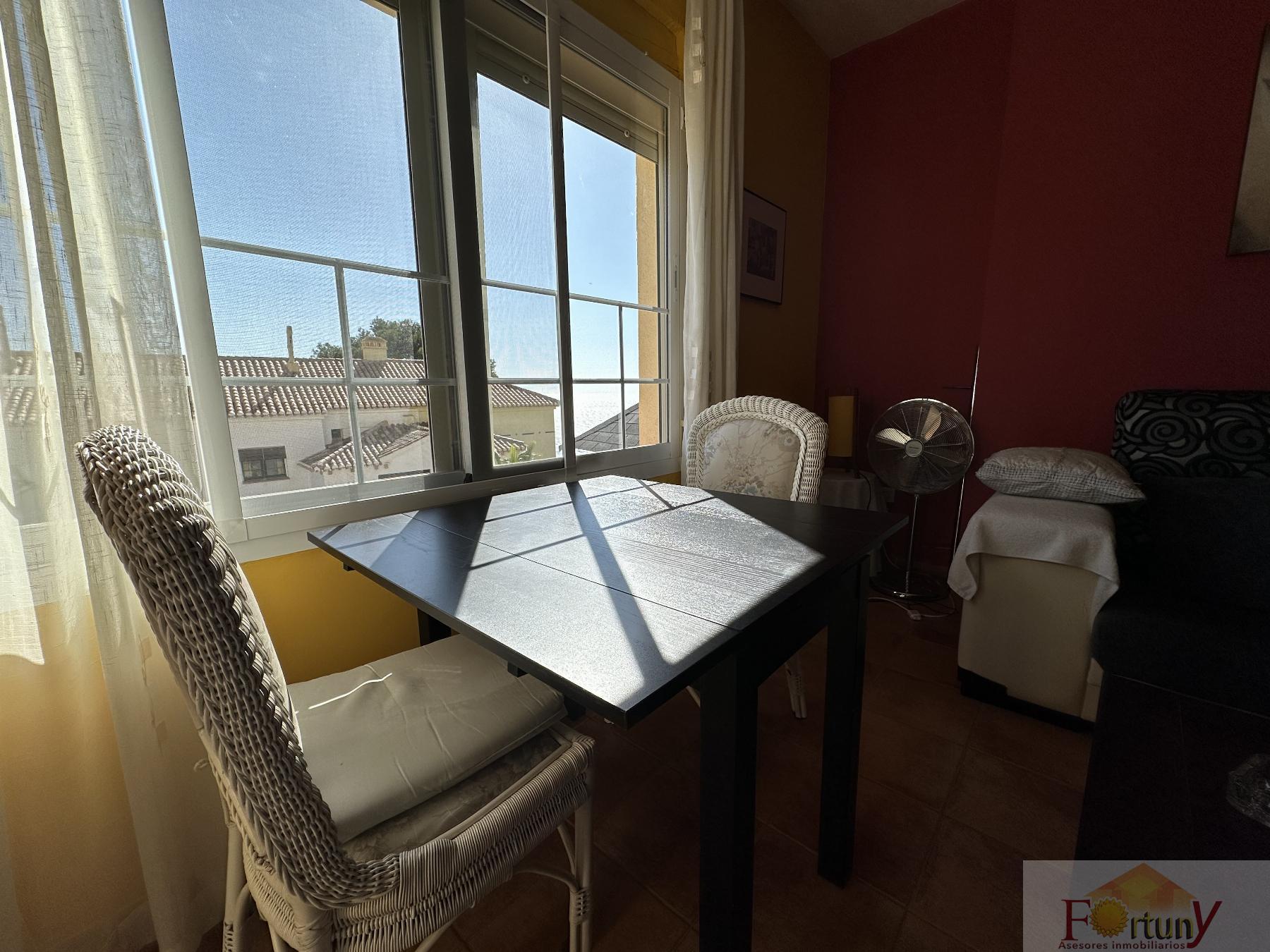For sale of house in La Herradura