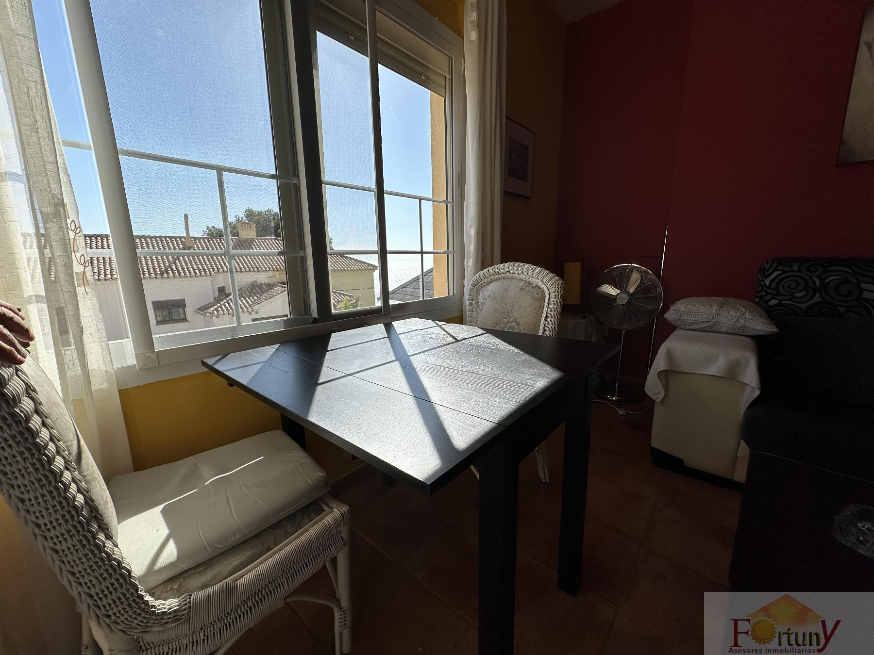 For sale of house in La Herradura