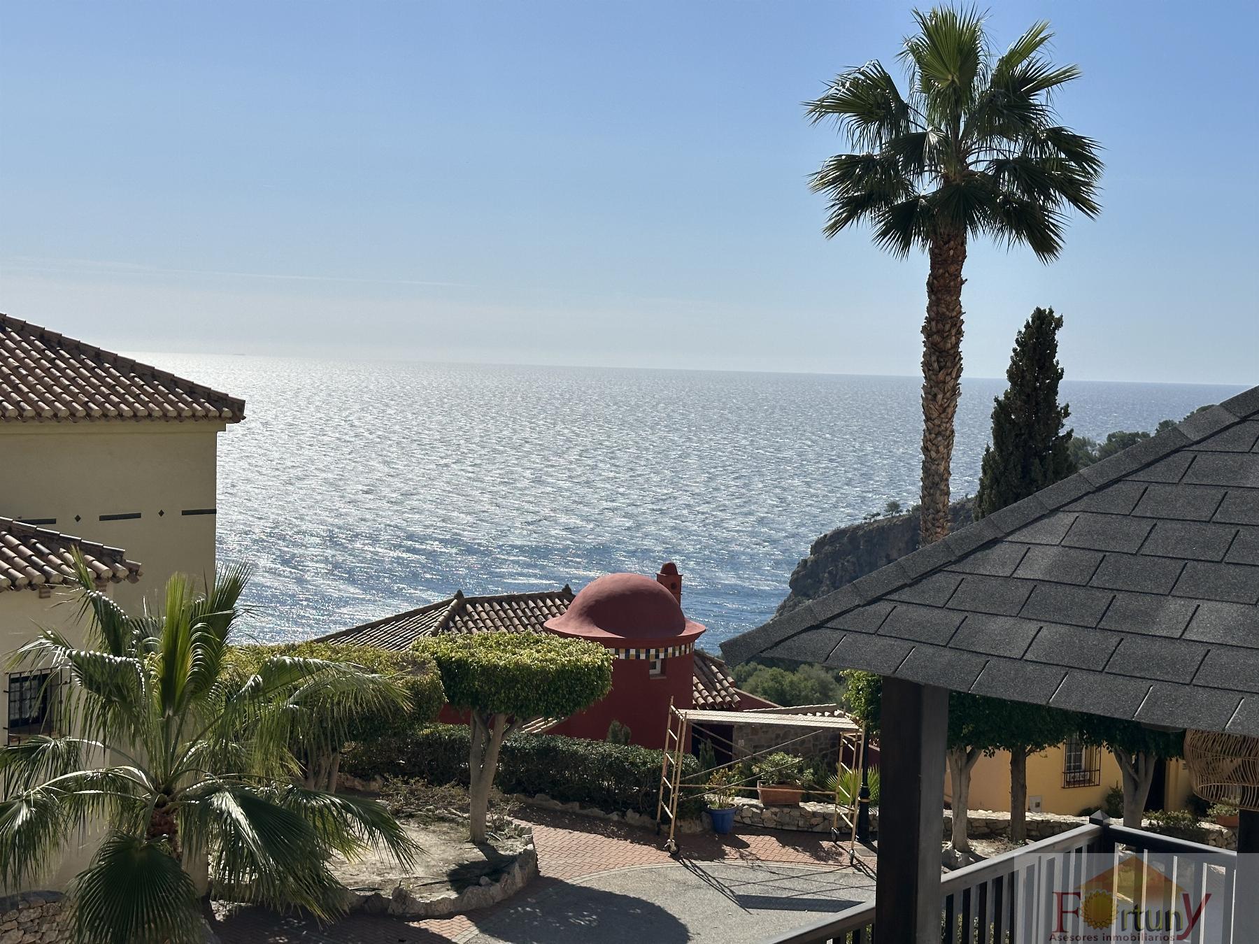 For sale of house in La Herradura