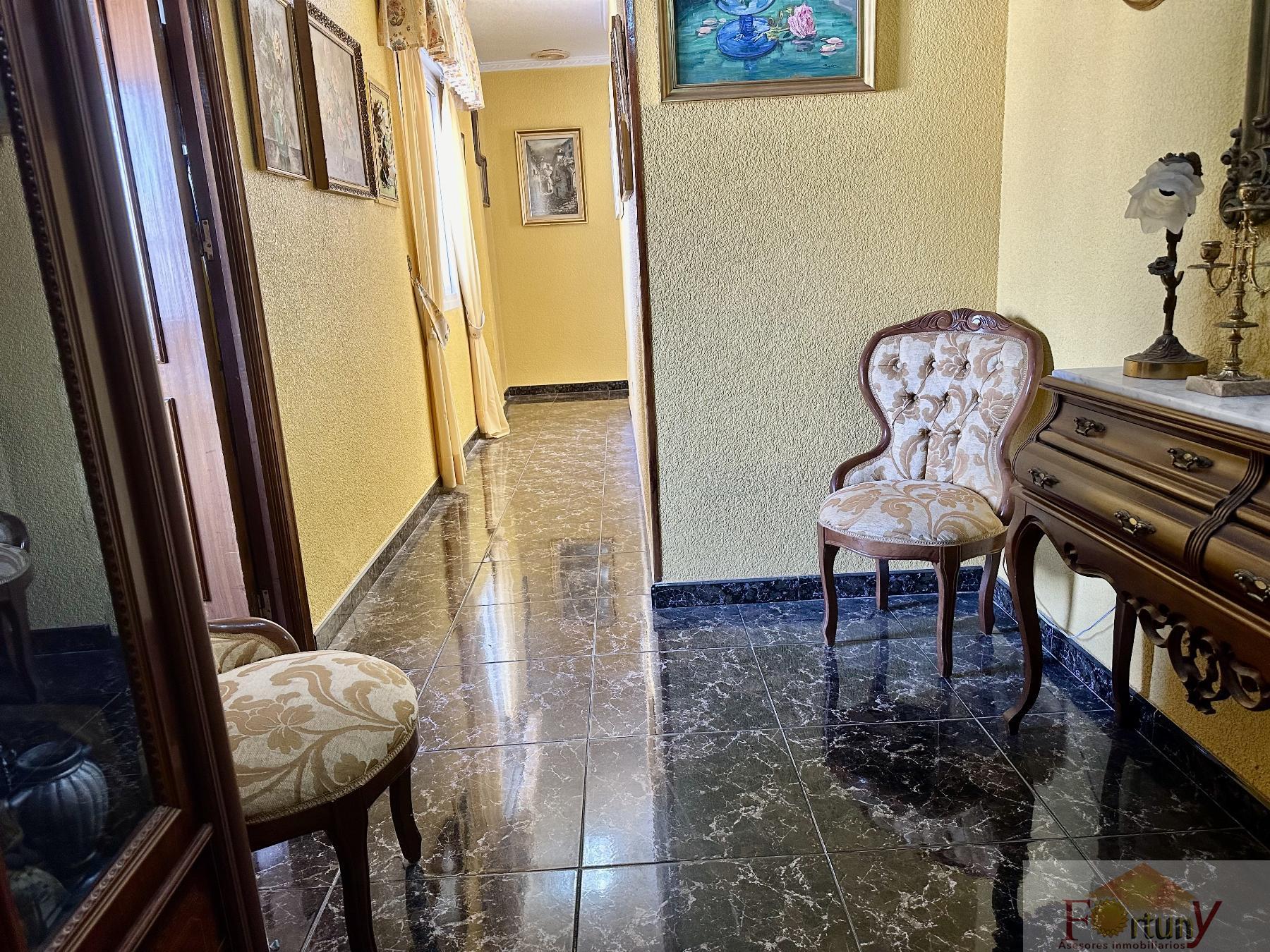 For sale of flat in Almuñécar