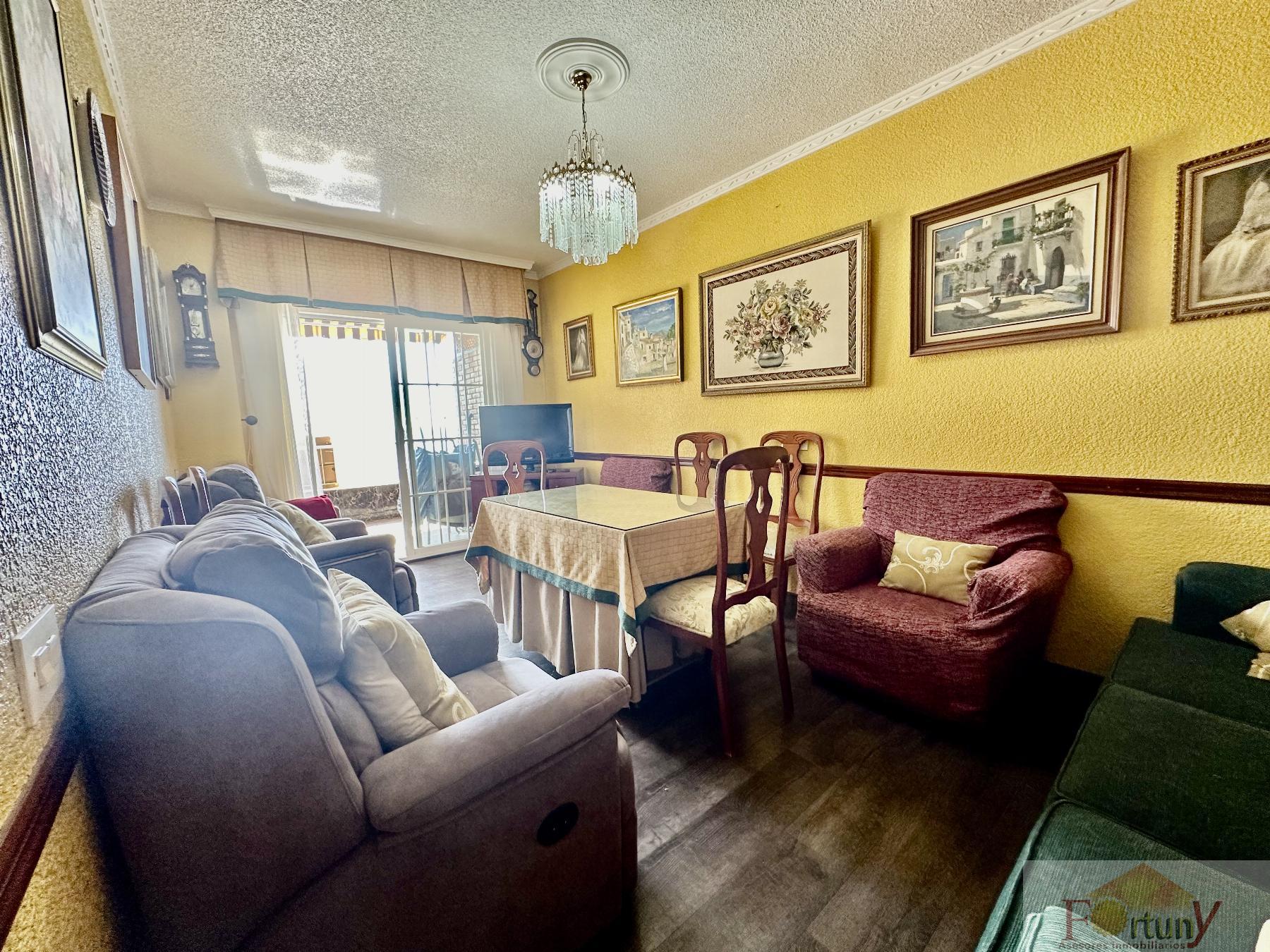 For sale of flat in Almuñécar