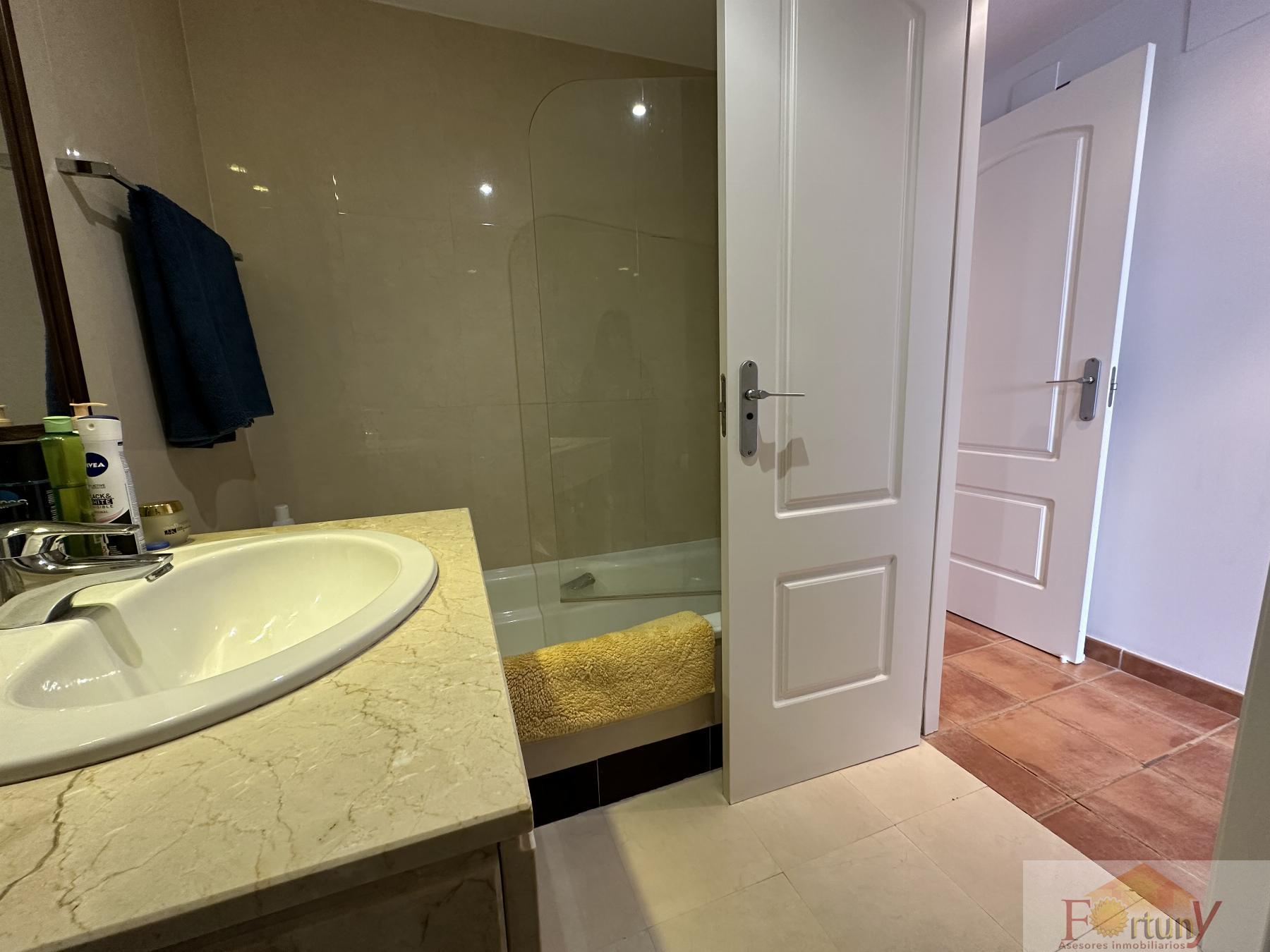 For sale of apartment in La Herradura