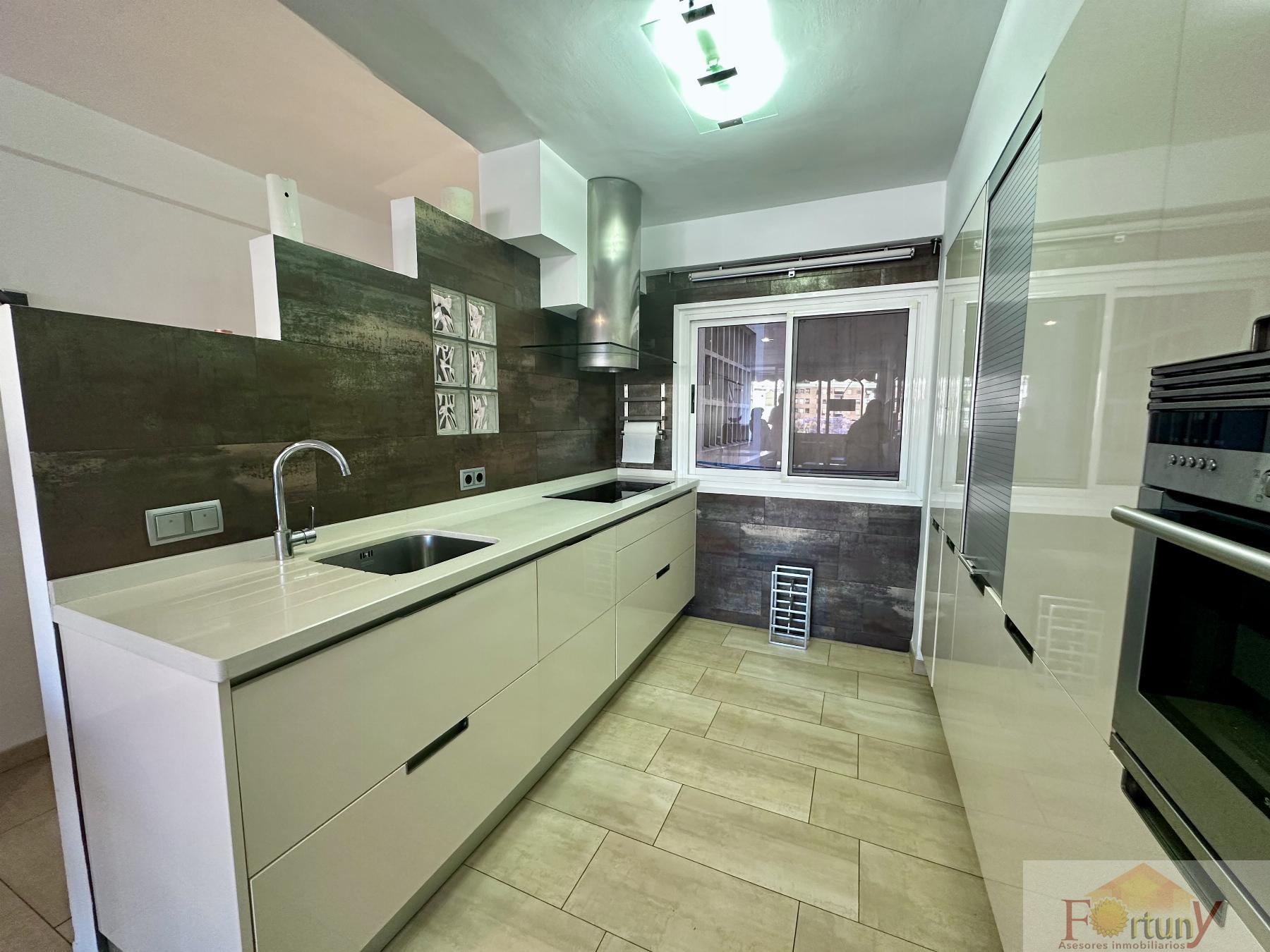 For sale of flat in Málaga