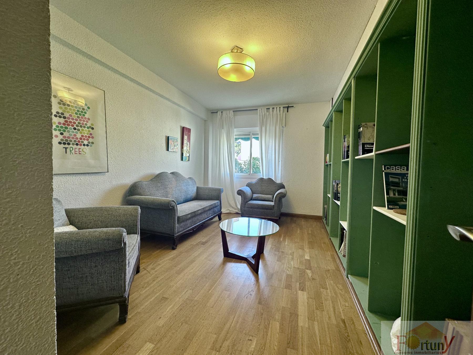 For sale of flat in Málaga