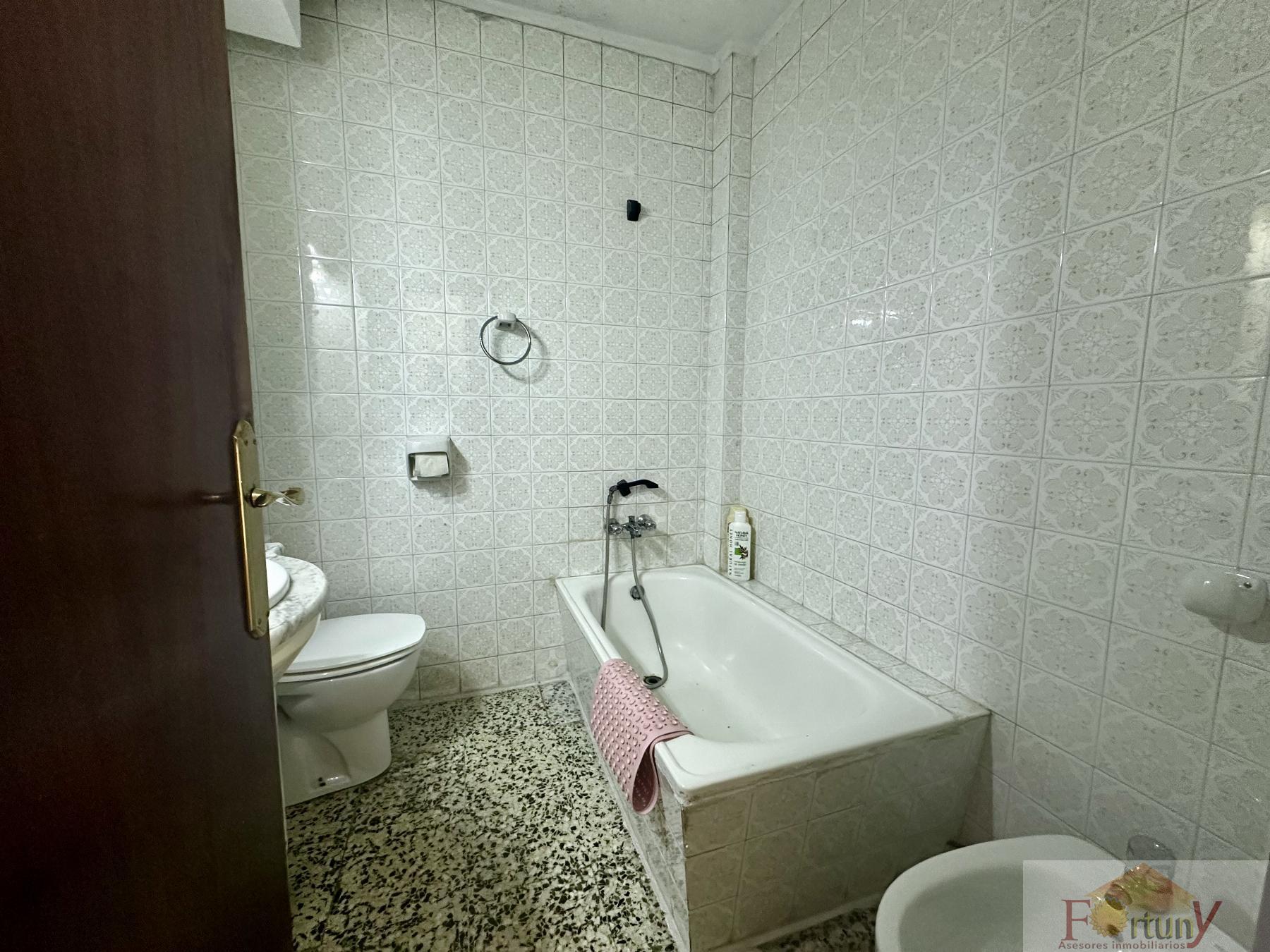 For sale of apartment in Motril