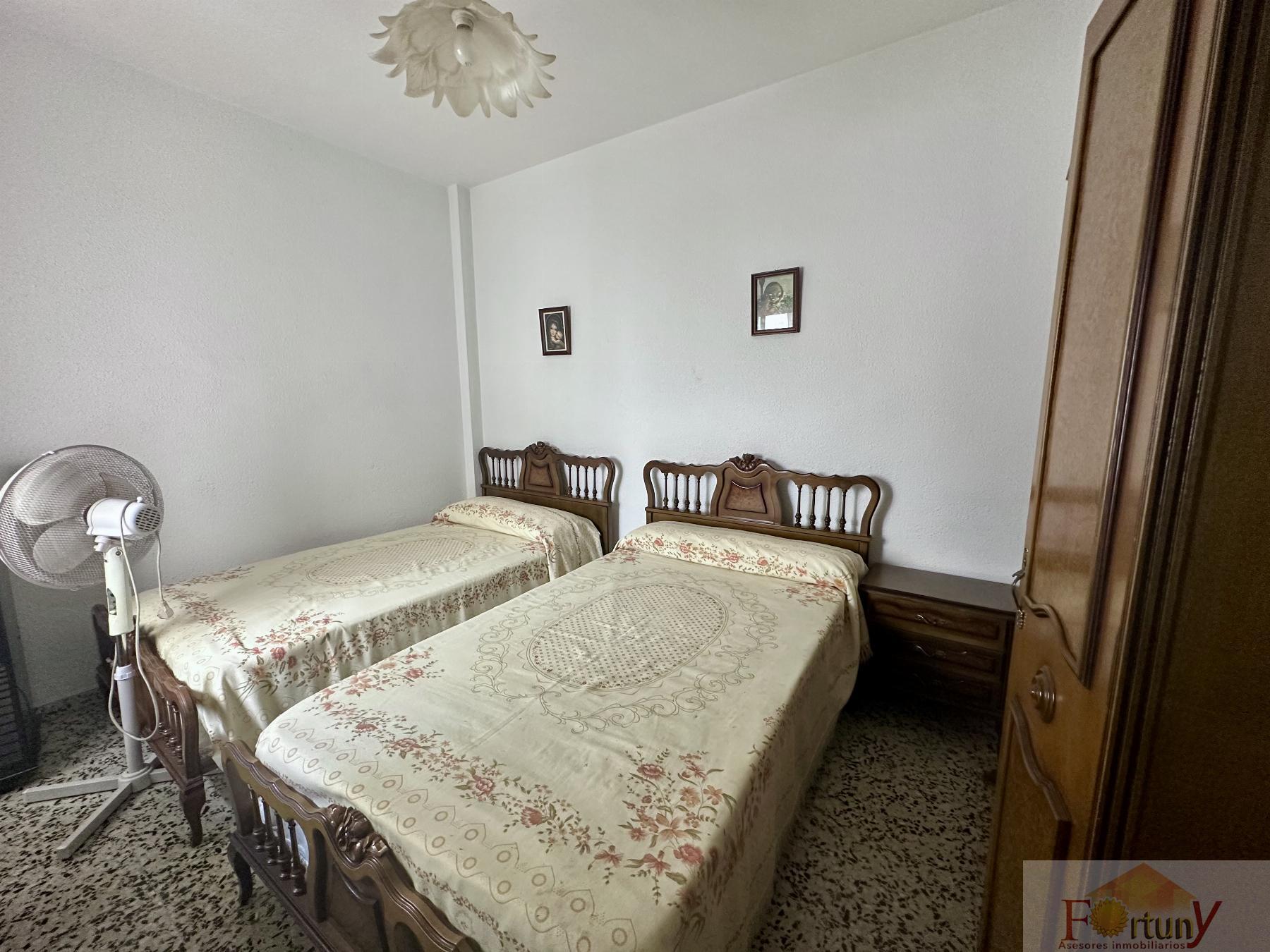 For sale of apartment in Motril