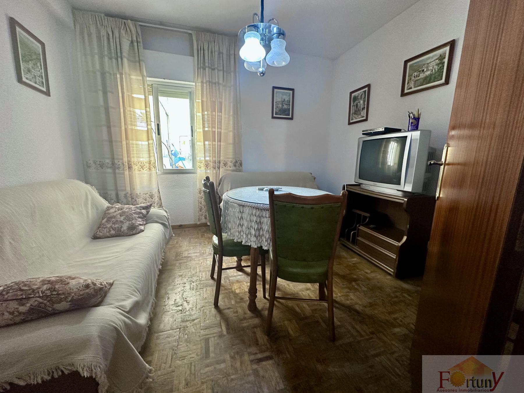 For sale of apartment in Motril