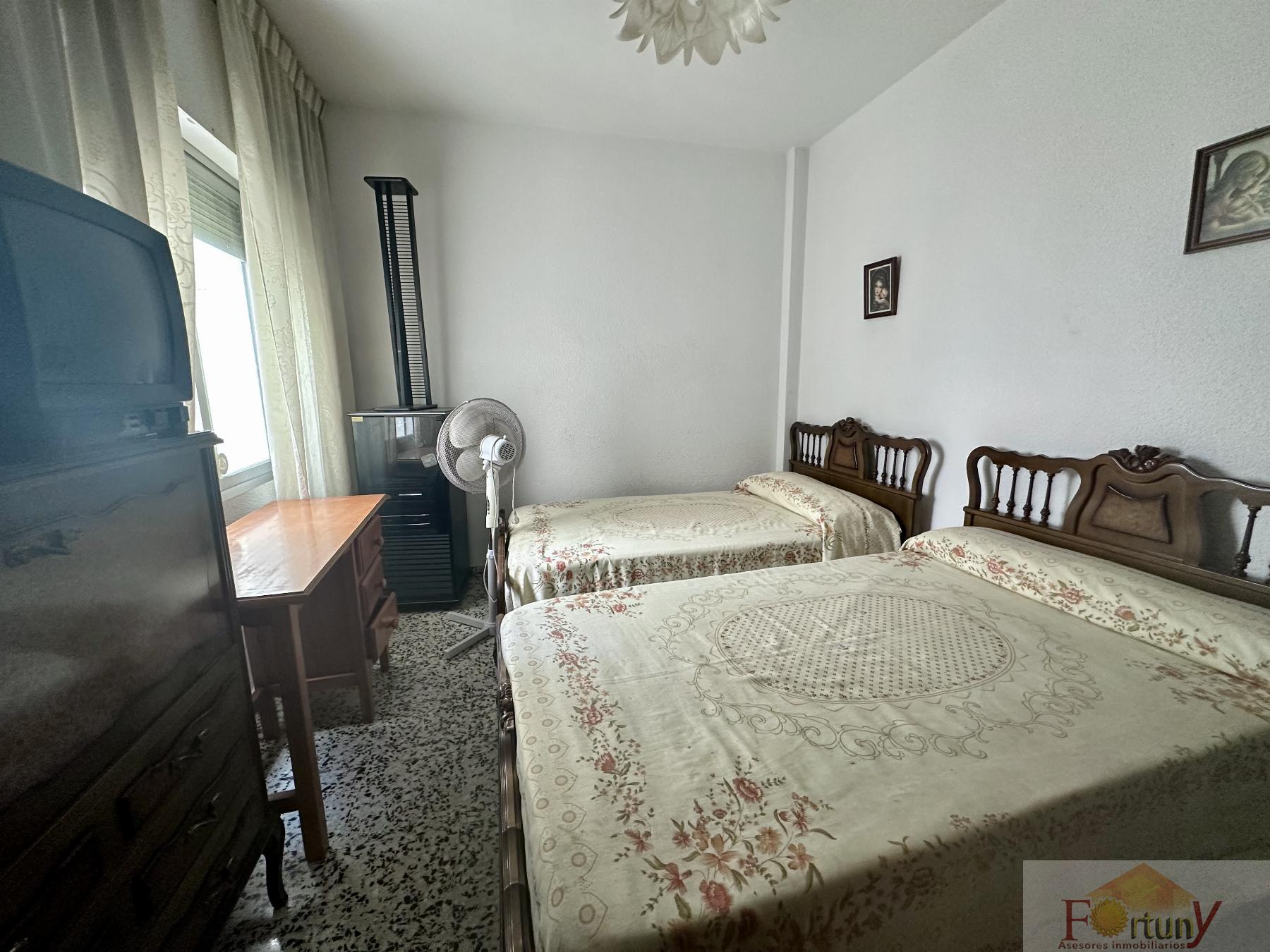 For sale of apartment in Motril