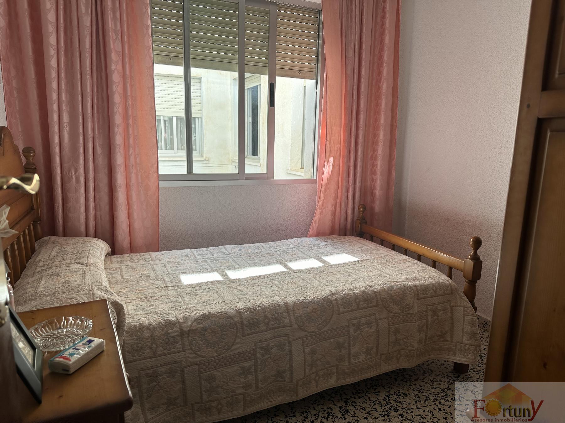 For sale of apartment in Motril