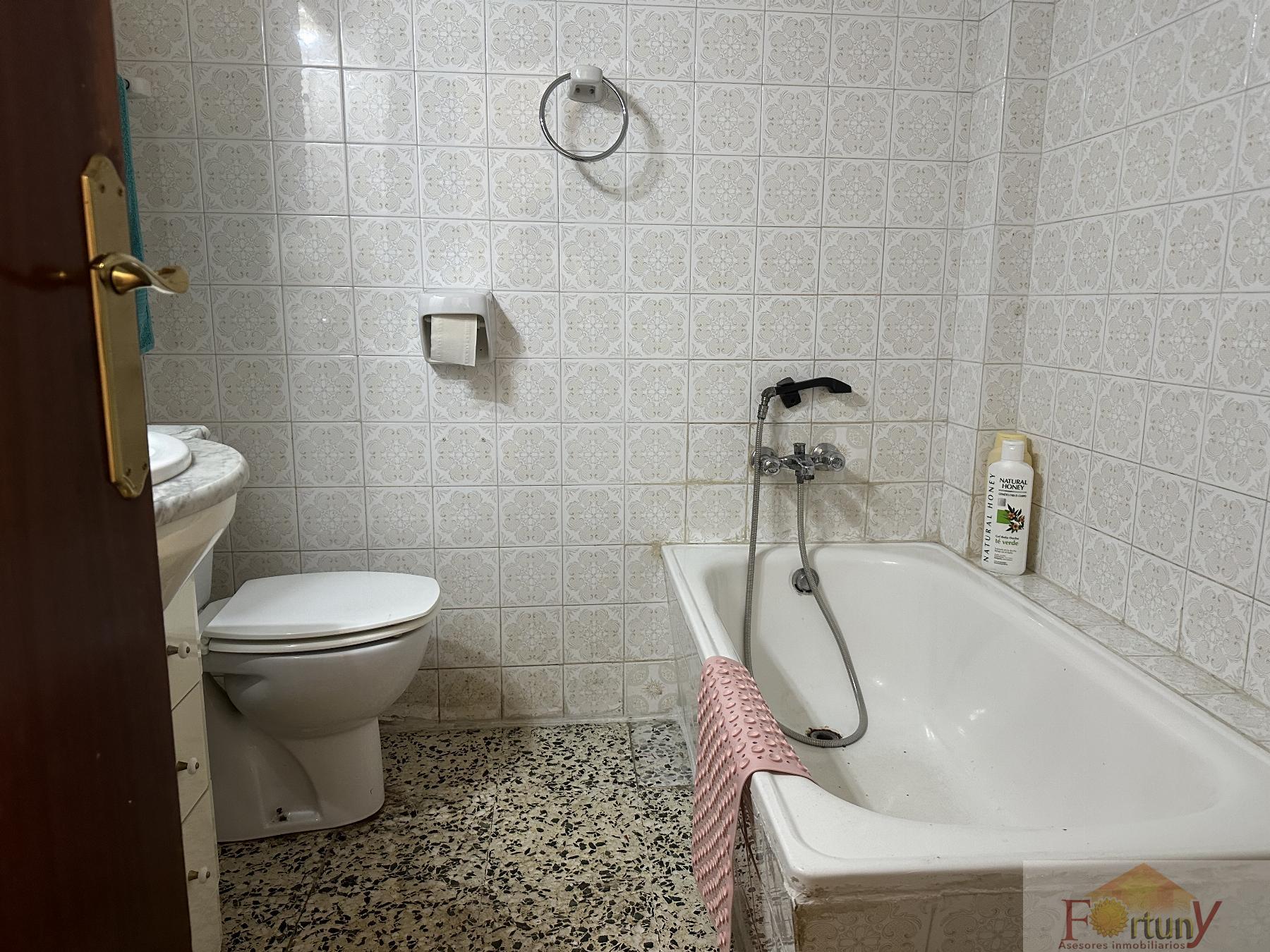 For sale of apartment in Motril