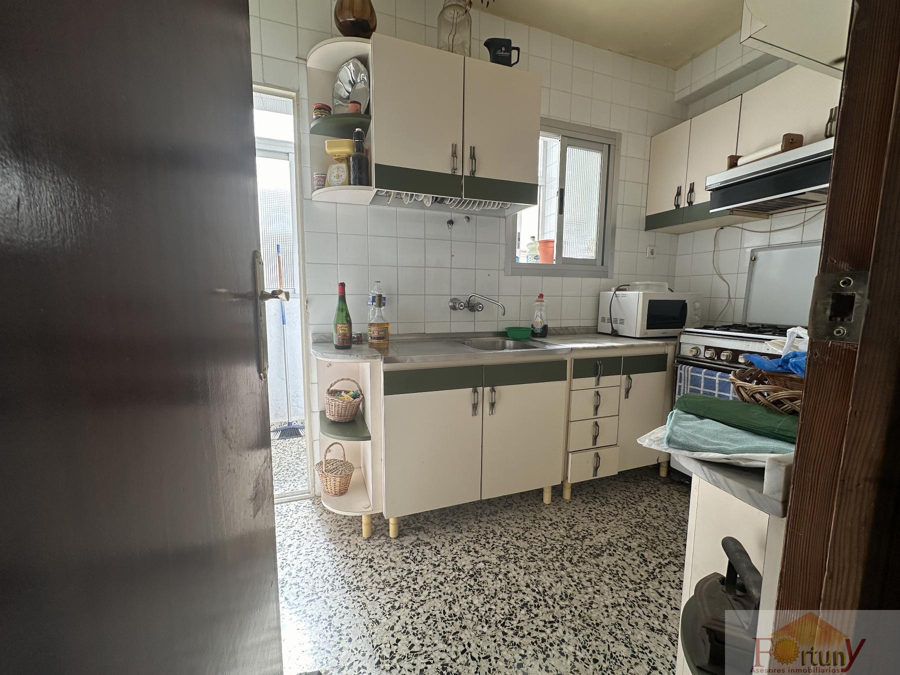 For sale of apartment in Motril