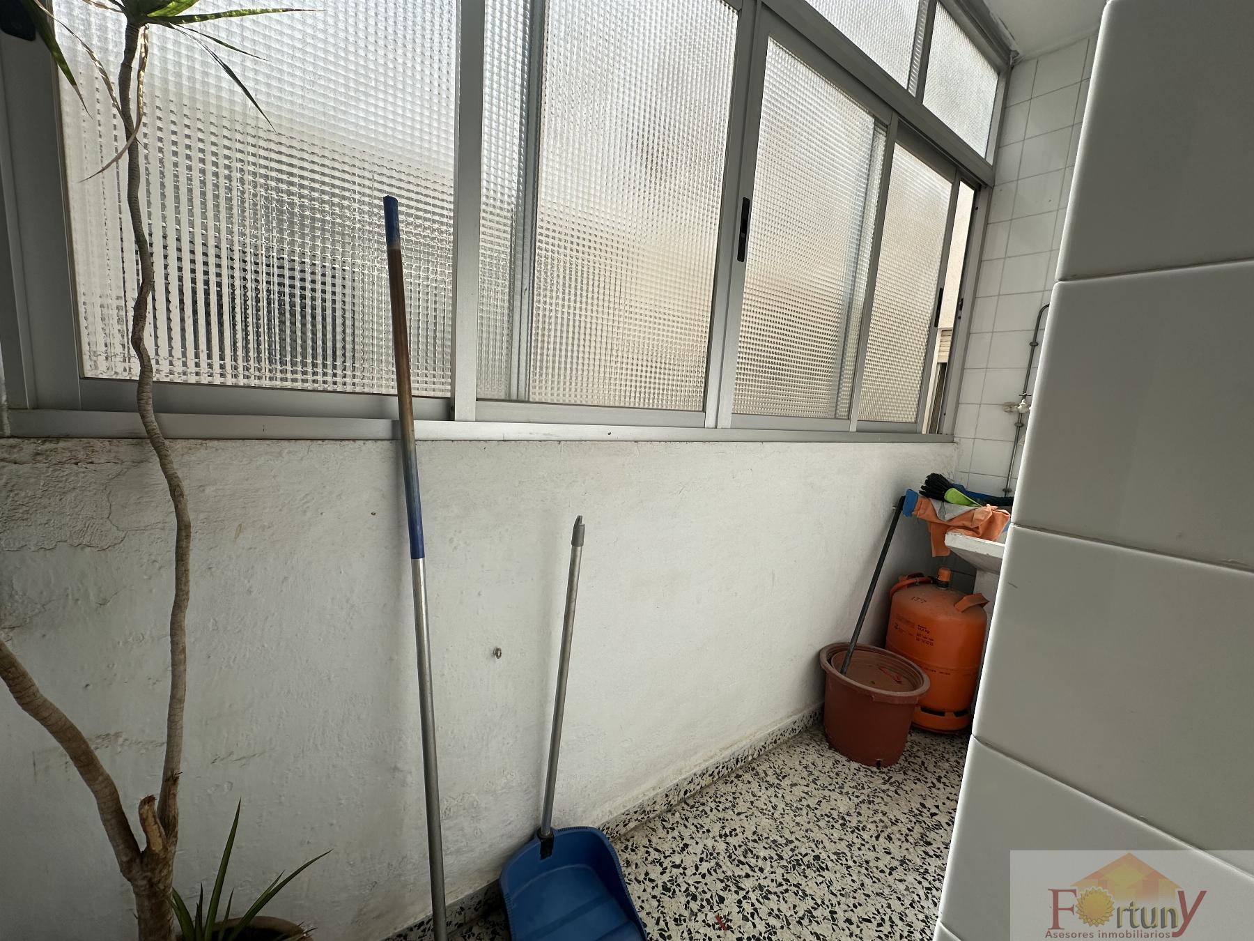 For sale of apartment in Motril