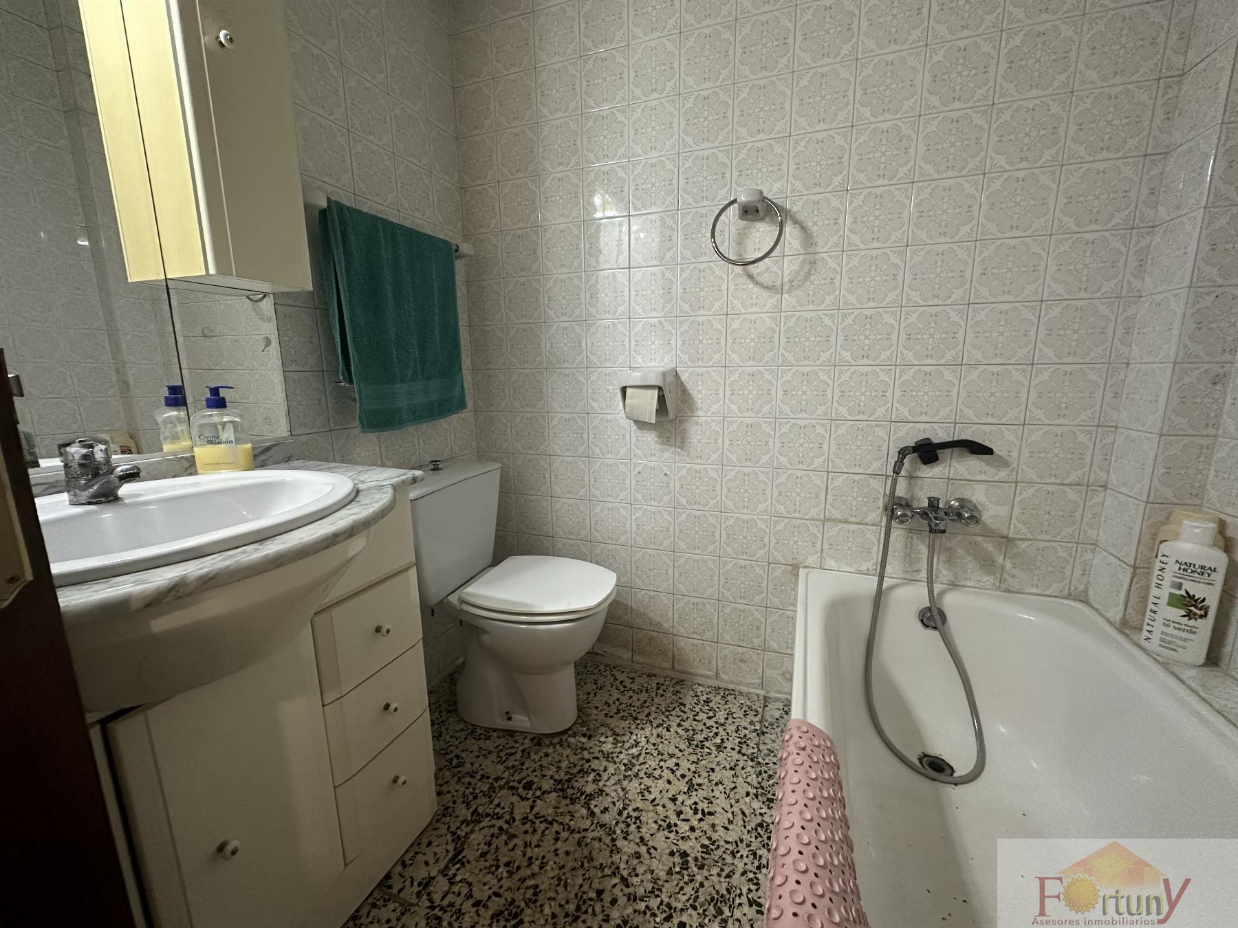 For sale of apartment in Motril