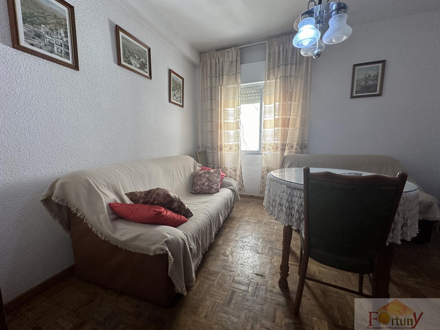 For sale of apartment in Motril