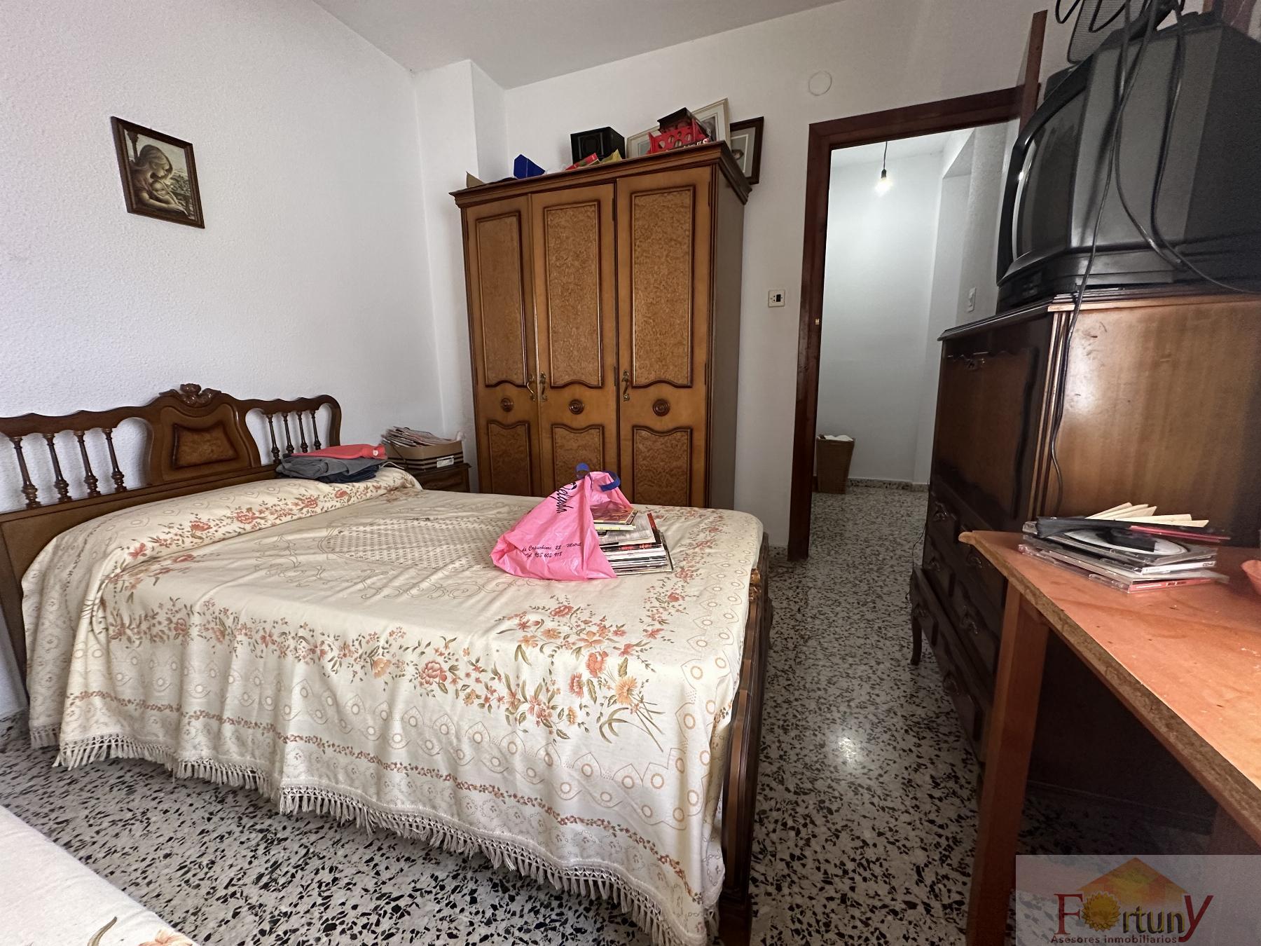 For sale of apartment in Motril