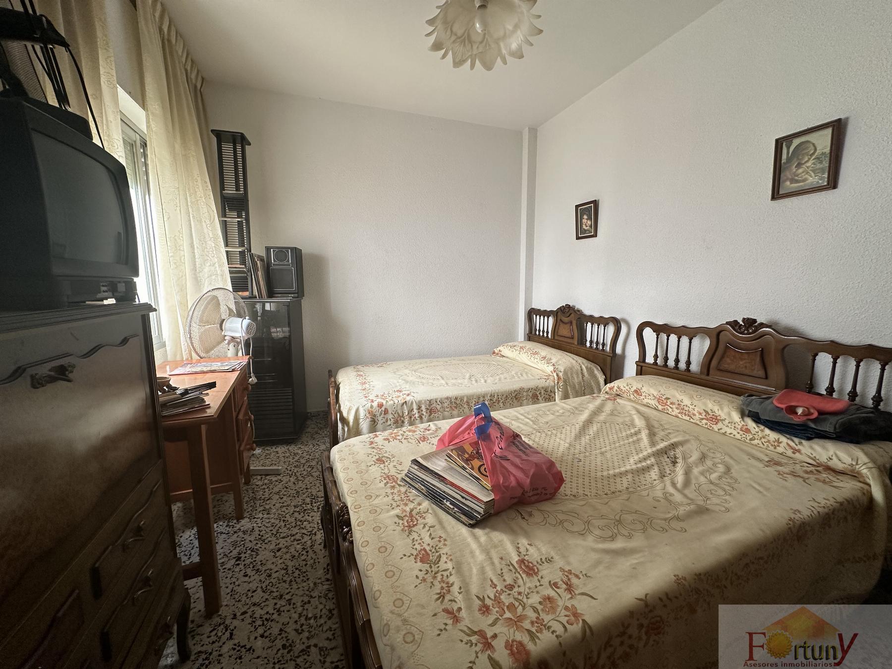 For sale of apartment in Motril