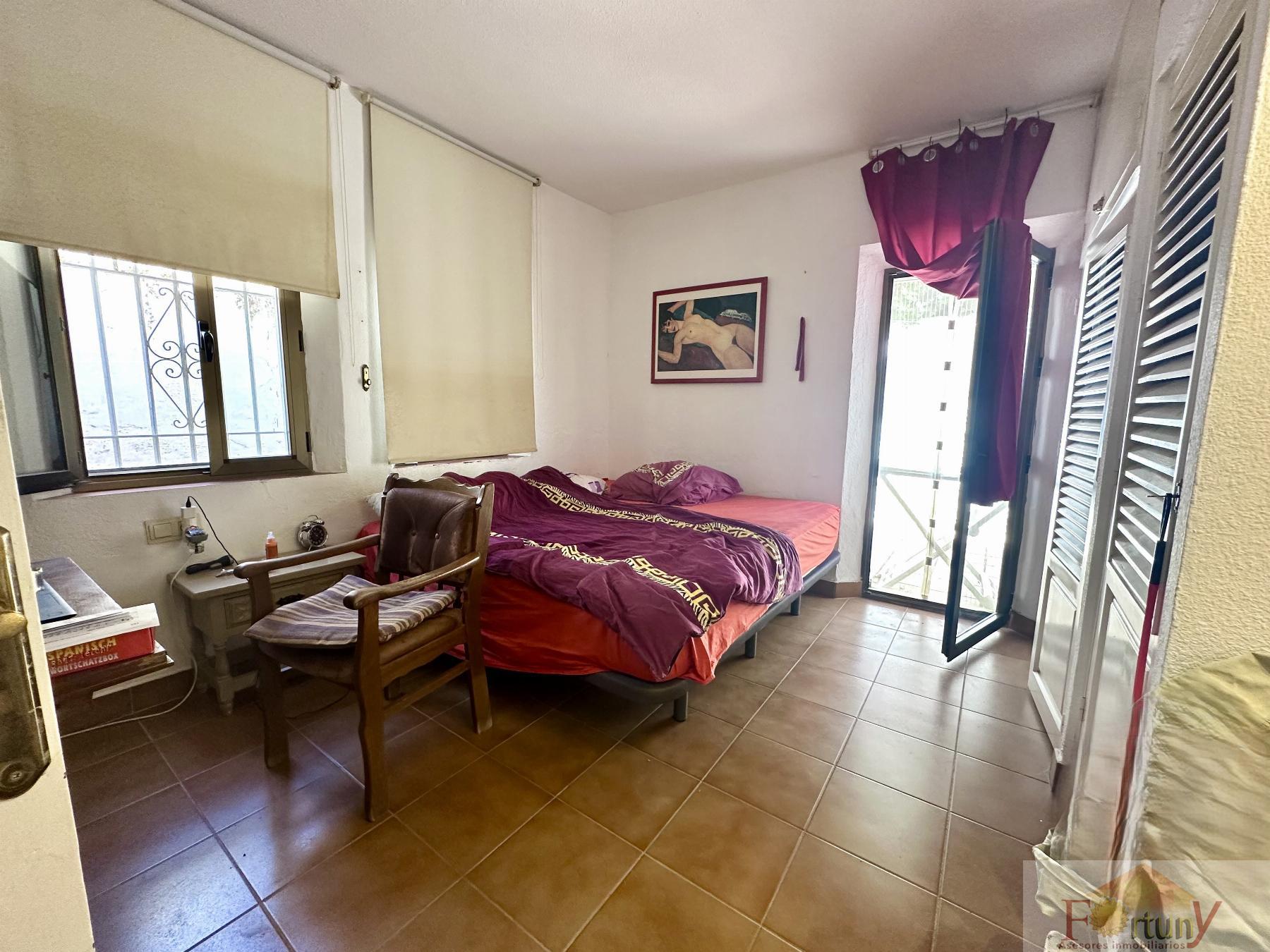 For sale of house in La Herradura