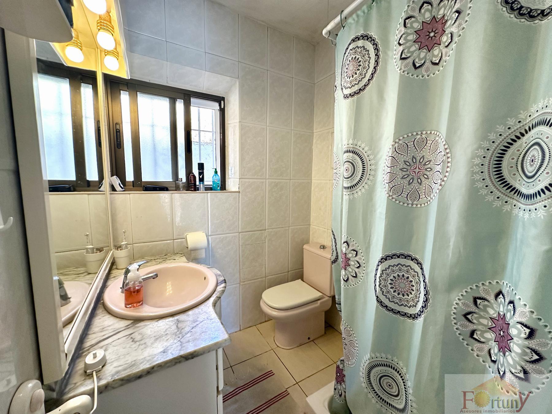For sale of house in La Herradura