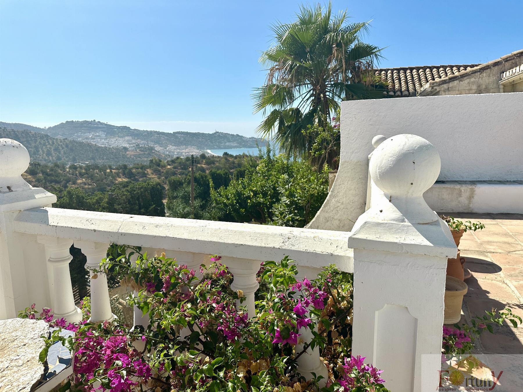 For sale of house in La Herradura