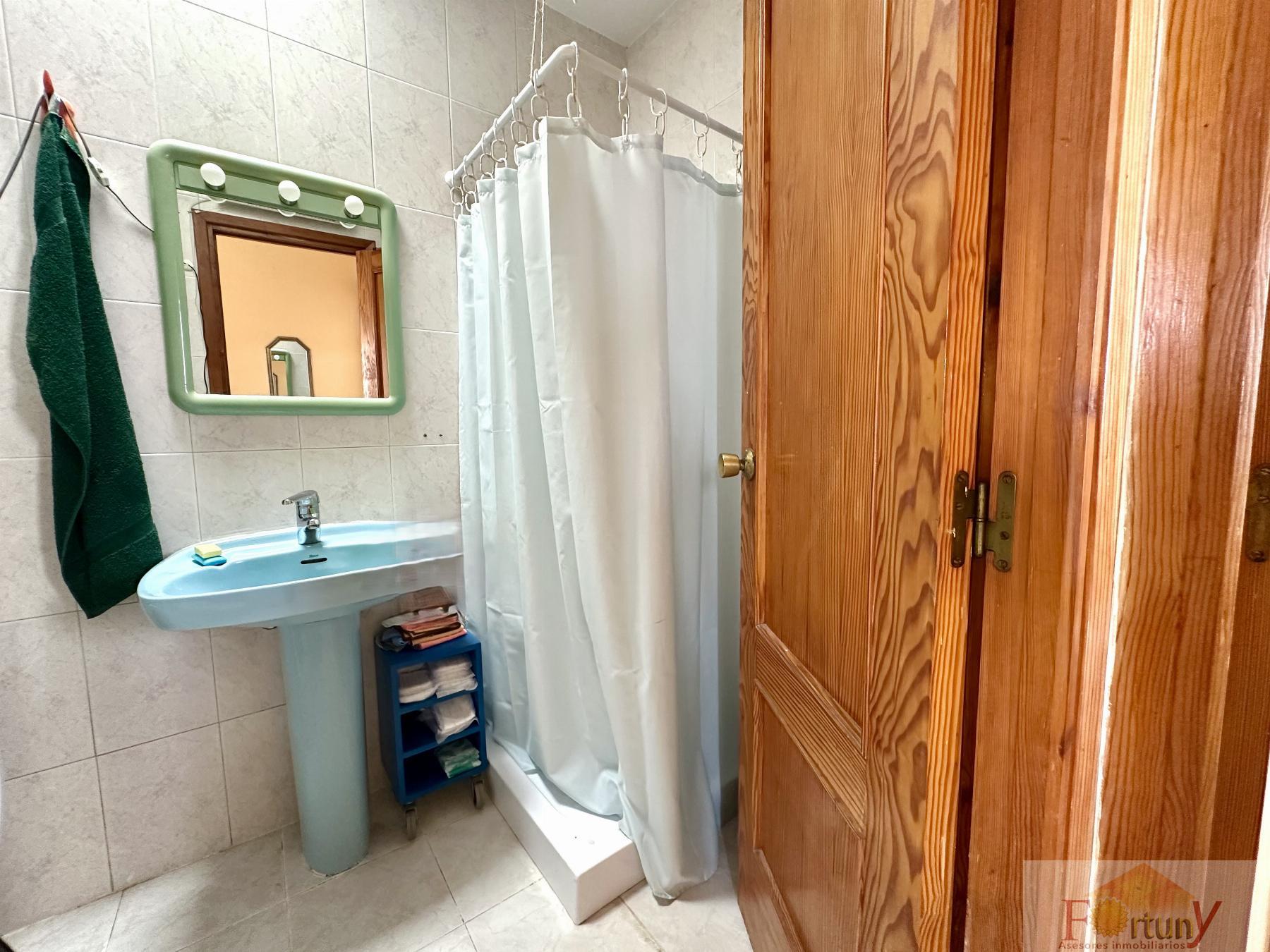 For sale of house in La Herradura