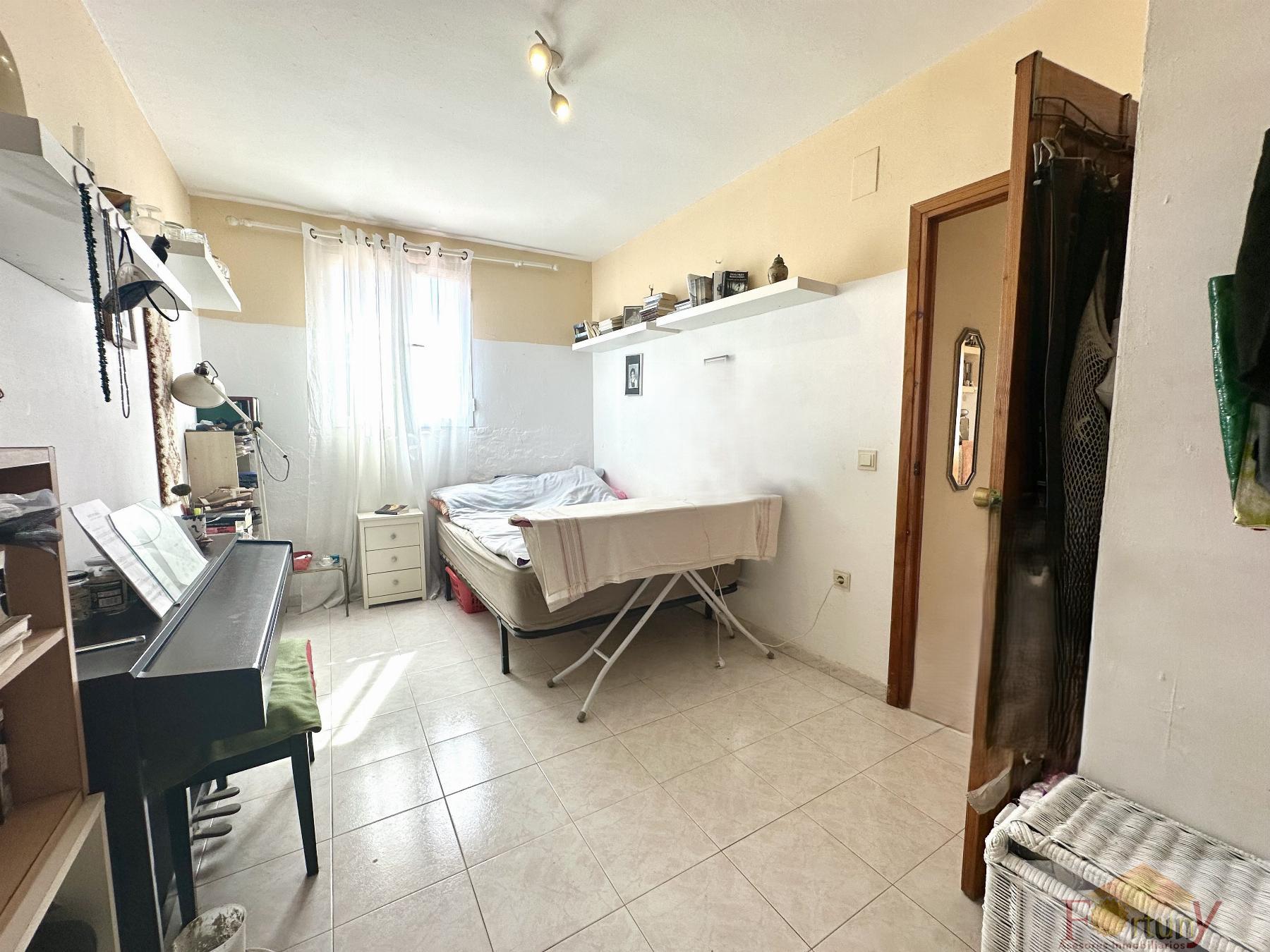 For sale of house in La Herradura